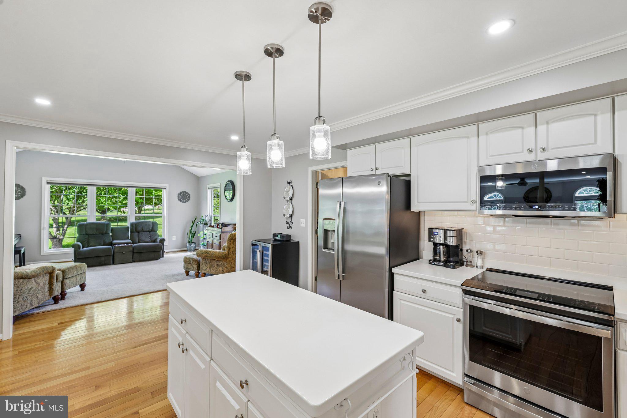 SHERLOCK HOLMES ESTATES - Residential