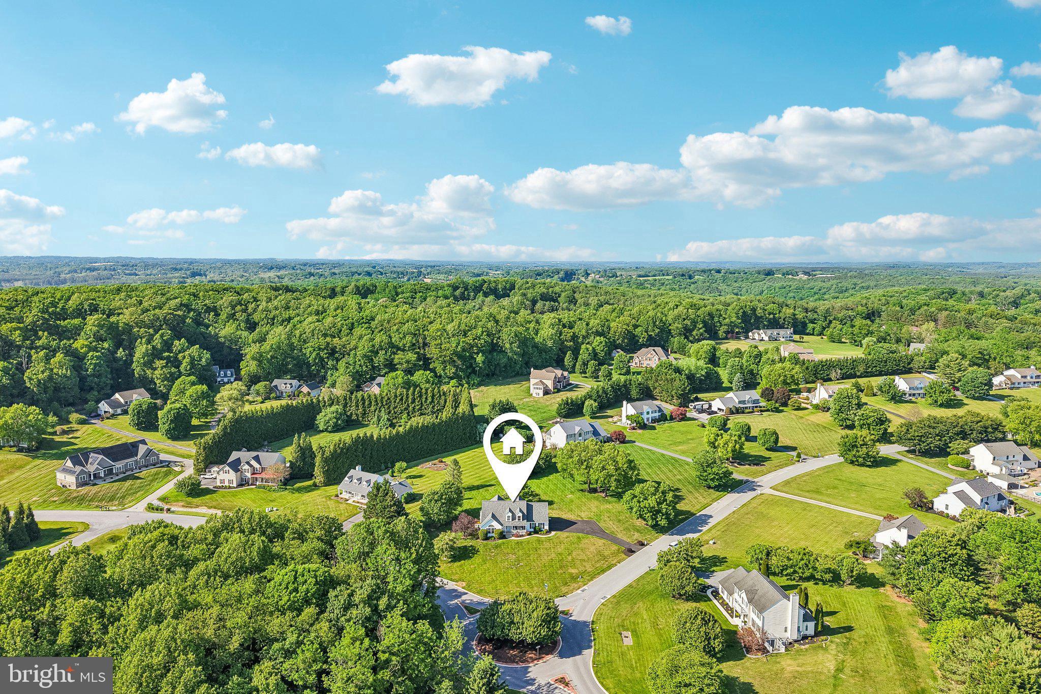 SHERLOCK HOLMES ESTATES - Residential