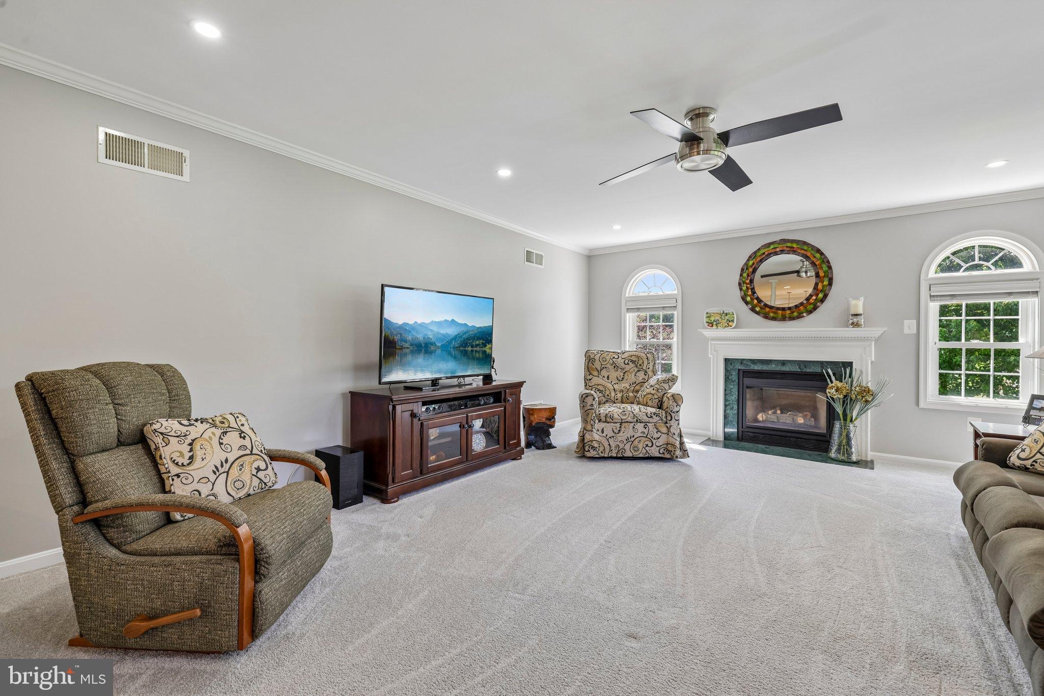 SHERLOCK HOLMES ESTATES - Residential