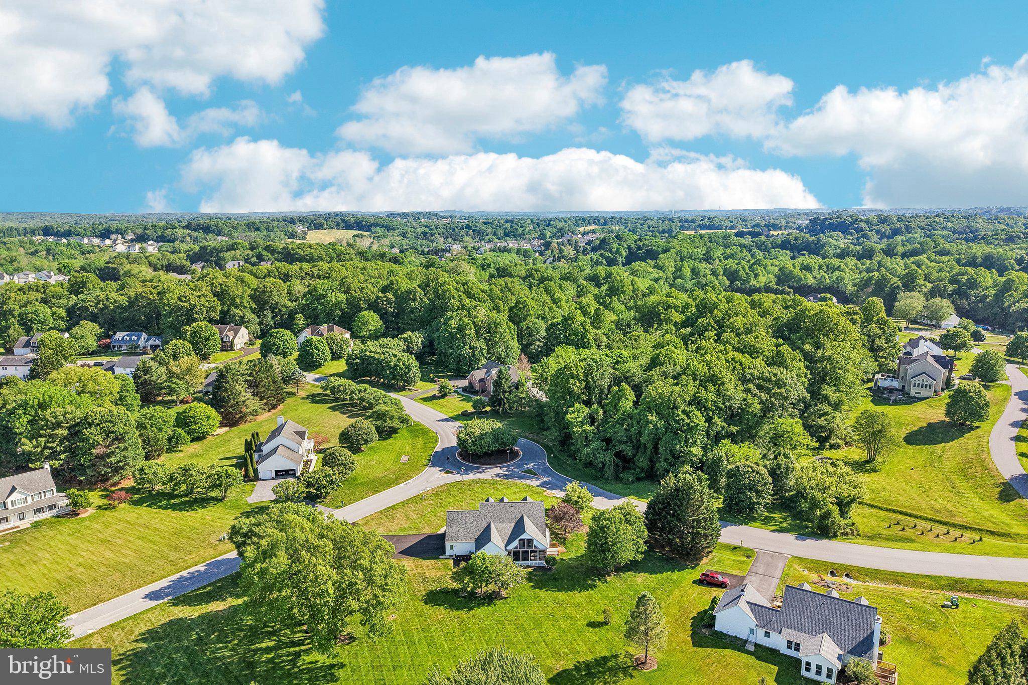 SHERLOCK HOLMES ESTATES - Residential