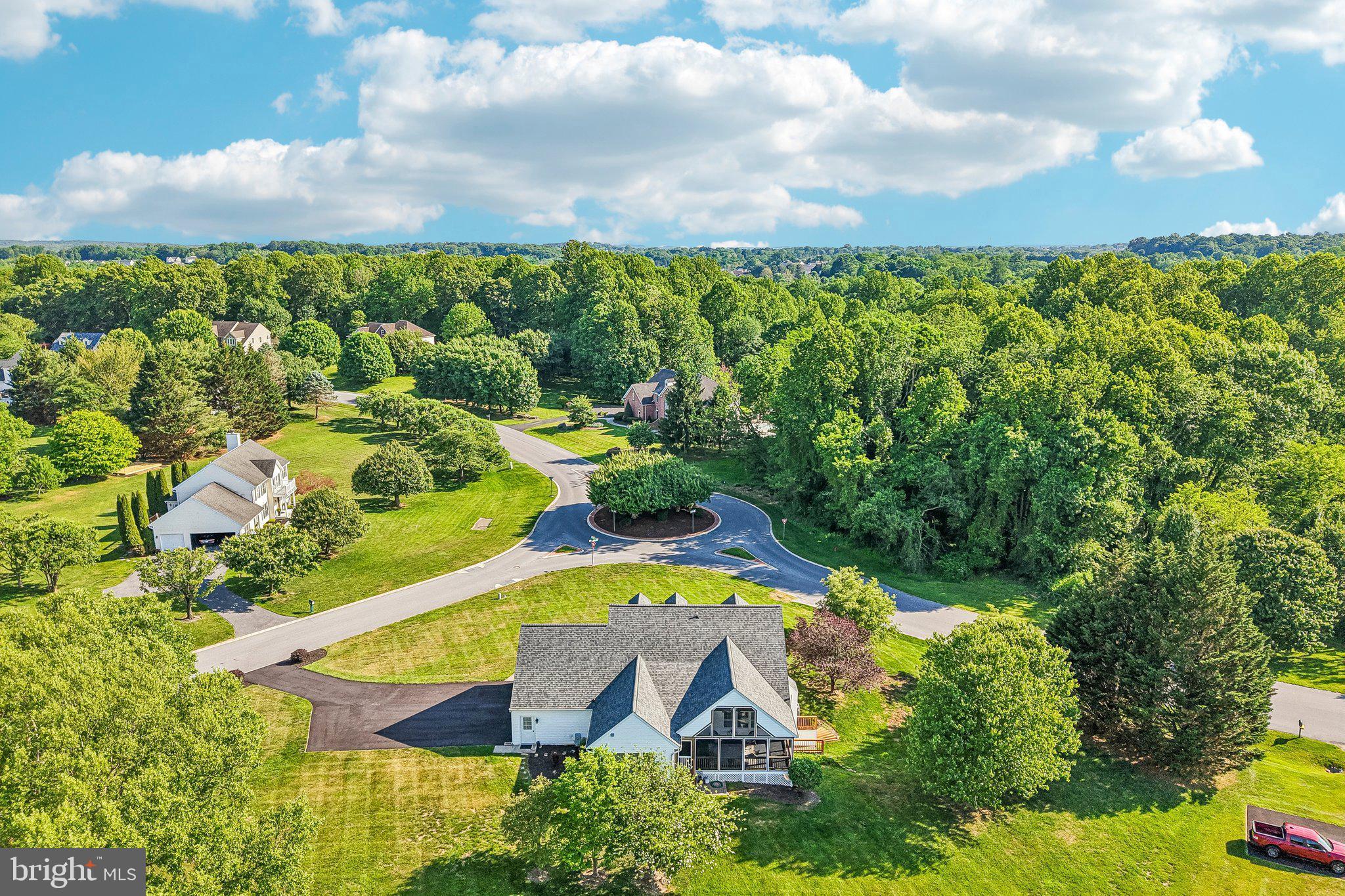 SHERLOCK HOLMES ESTATES - Residential