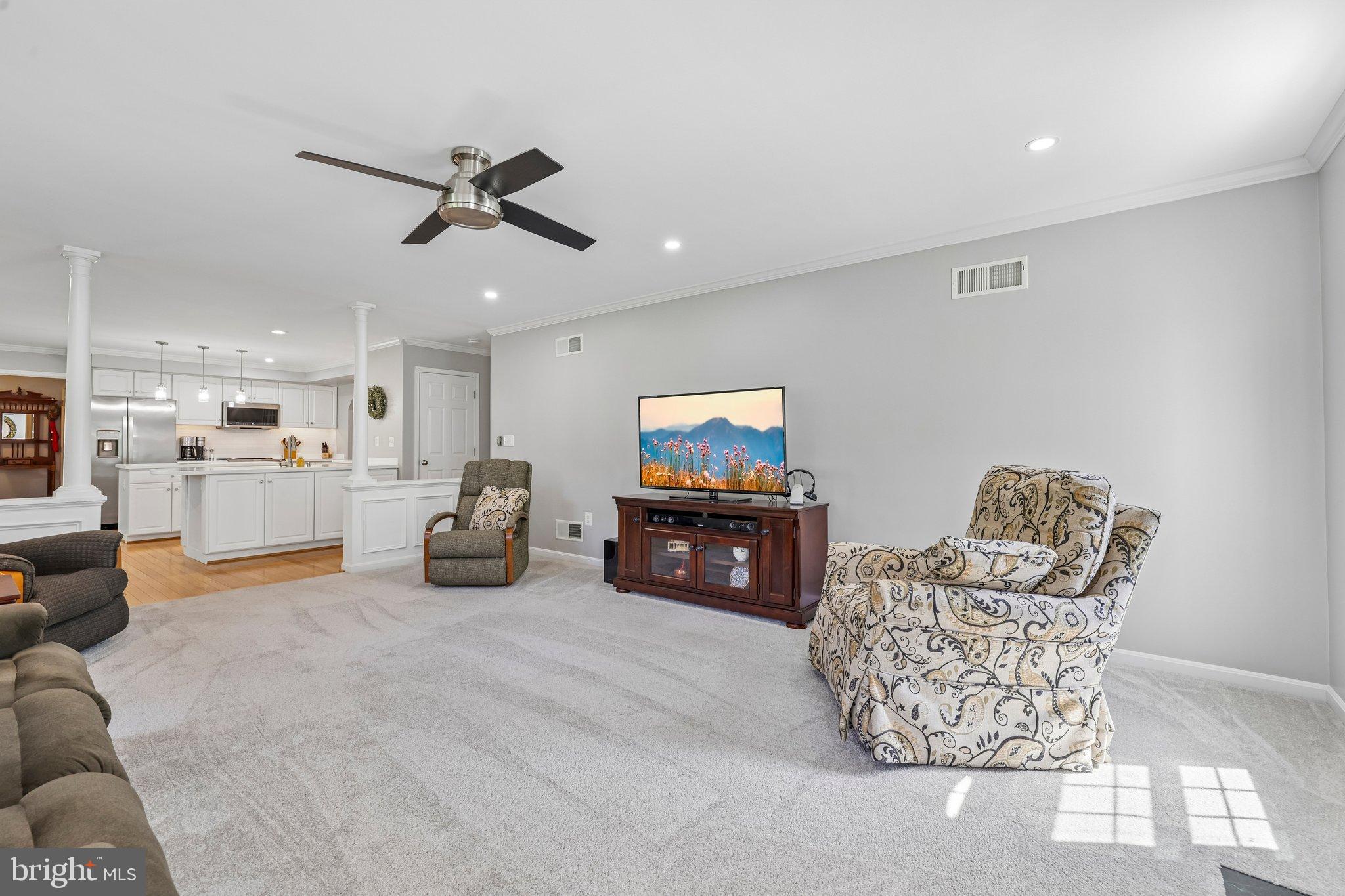 SHERLOCK HOLMES ESTATES - Residential