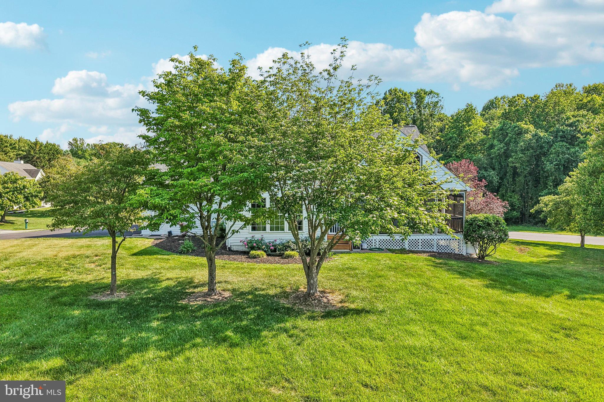 SHERLOCK HOLMES ESTATES - Residential