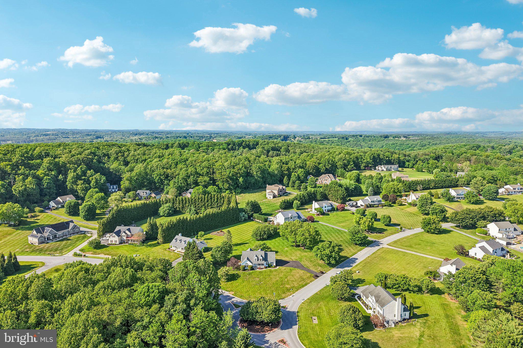 SHERLOCK HOLMES ESTATES - Residential