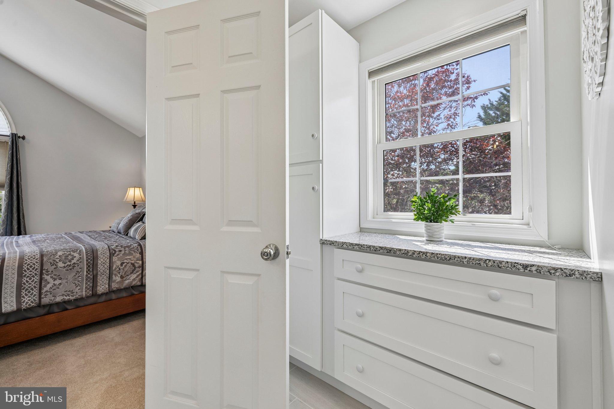 SHERLOCK HOLMES ESTATES - Residential