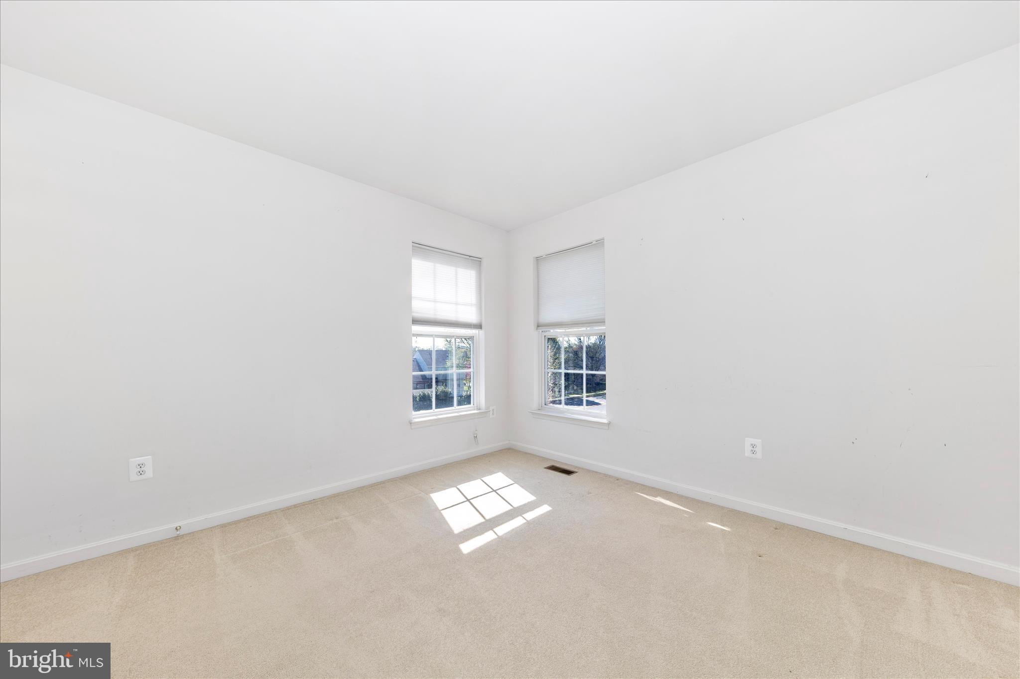 CLOVER RIDGE - Residential
