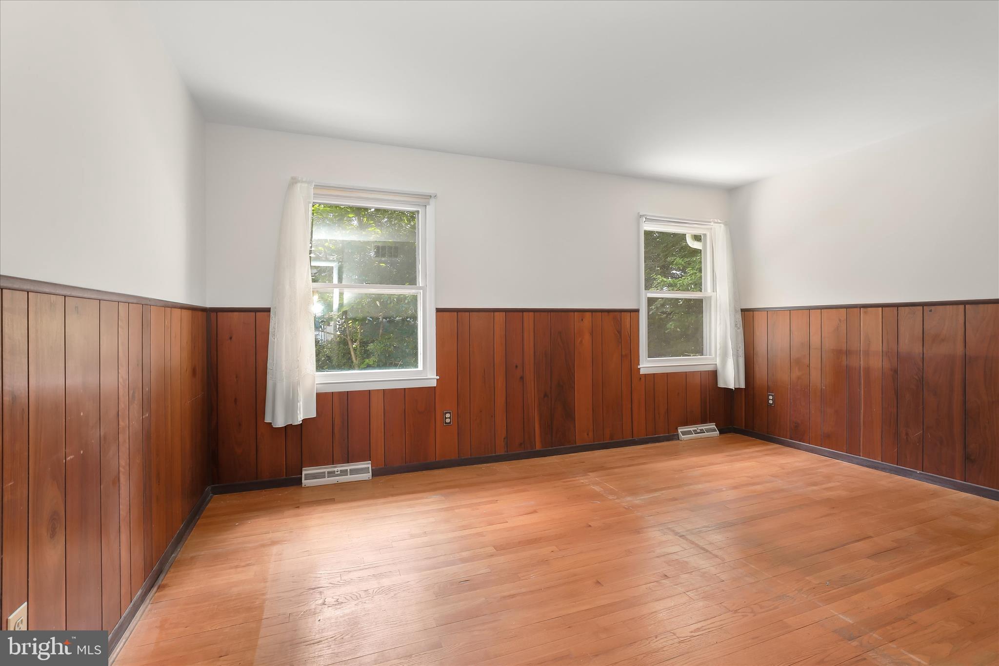 OVERMONT PARK - Residential