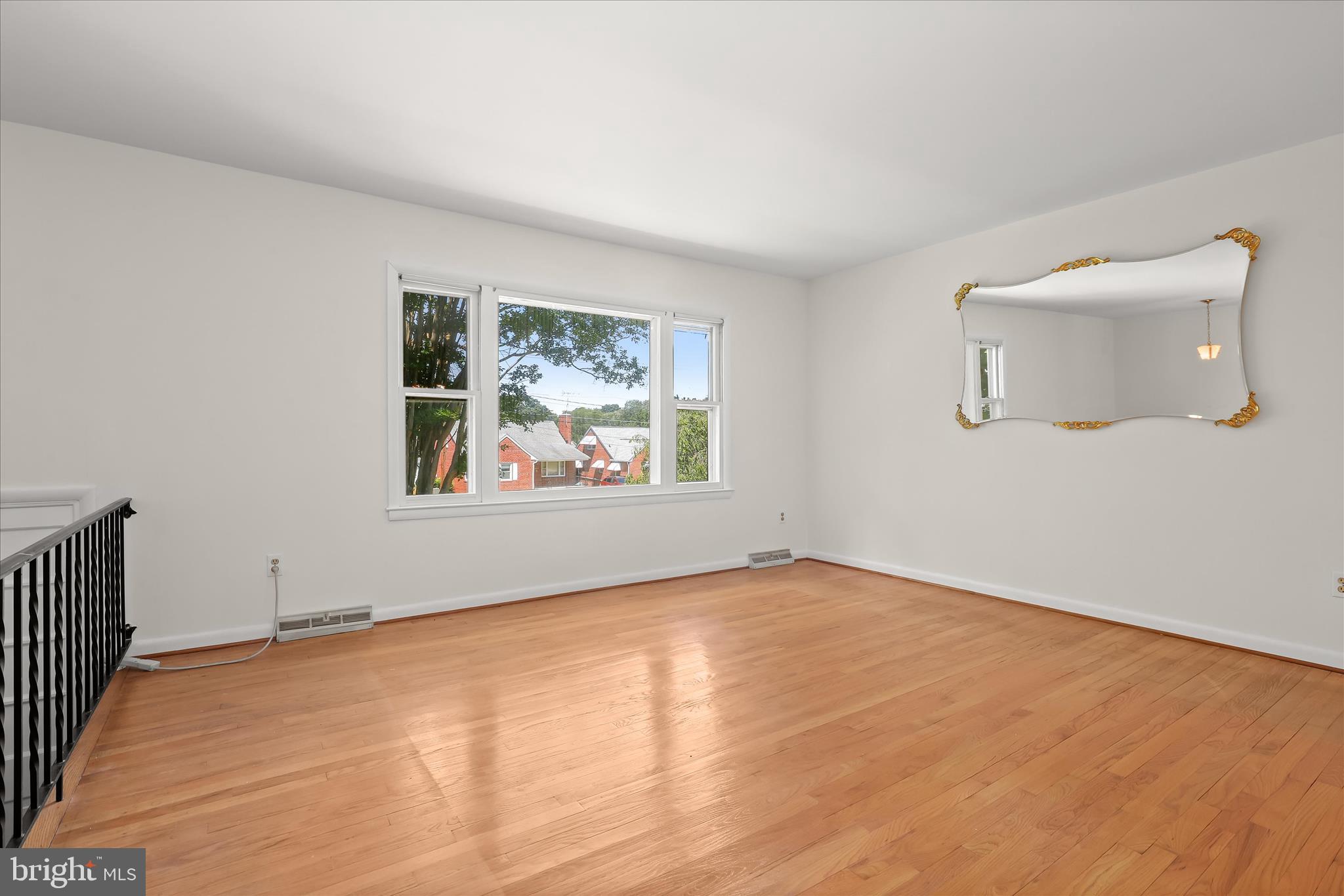 OVERMONT PARK - Residential