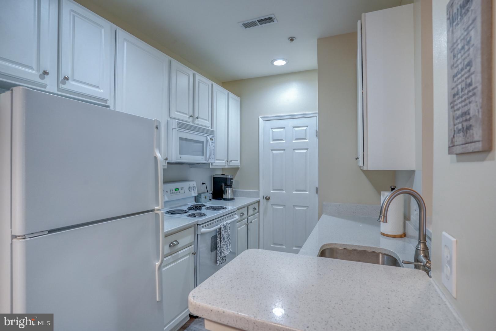 VILLAS AT BAY CROSSING - Residential