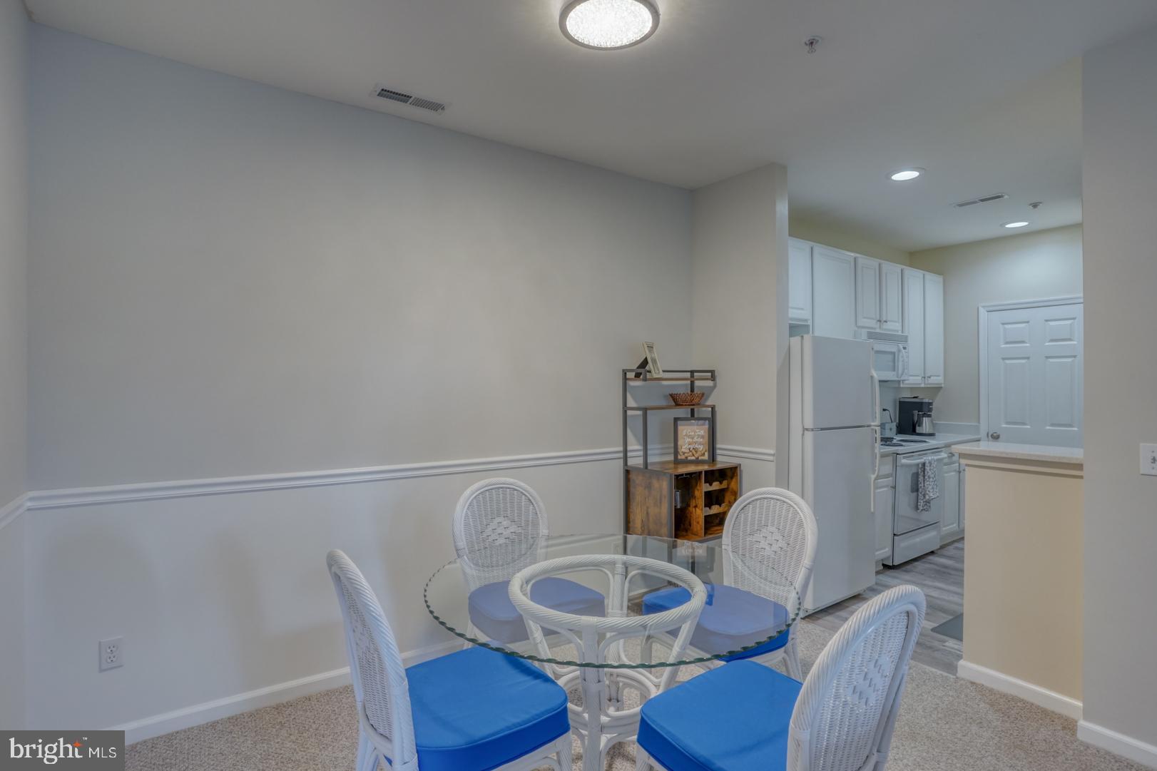 VILLAS AT BAY CROSSING - Residential