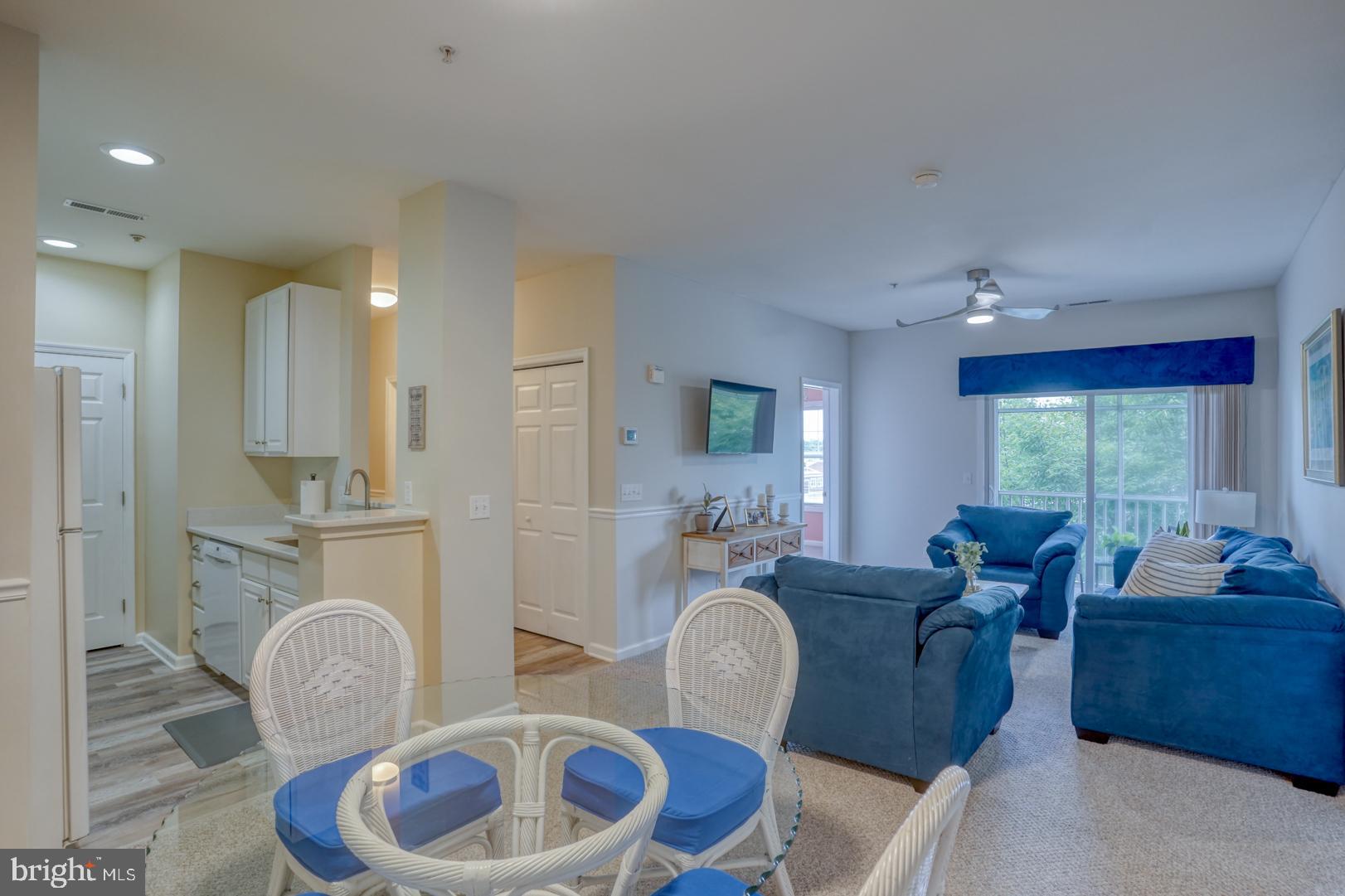 VILLAS AT BAY CROSSING - Residential