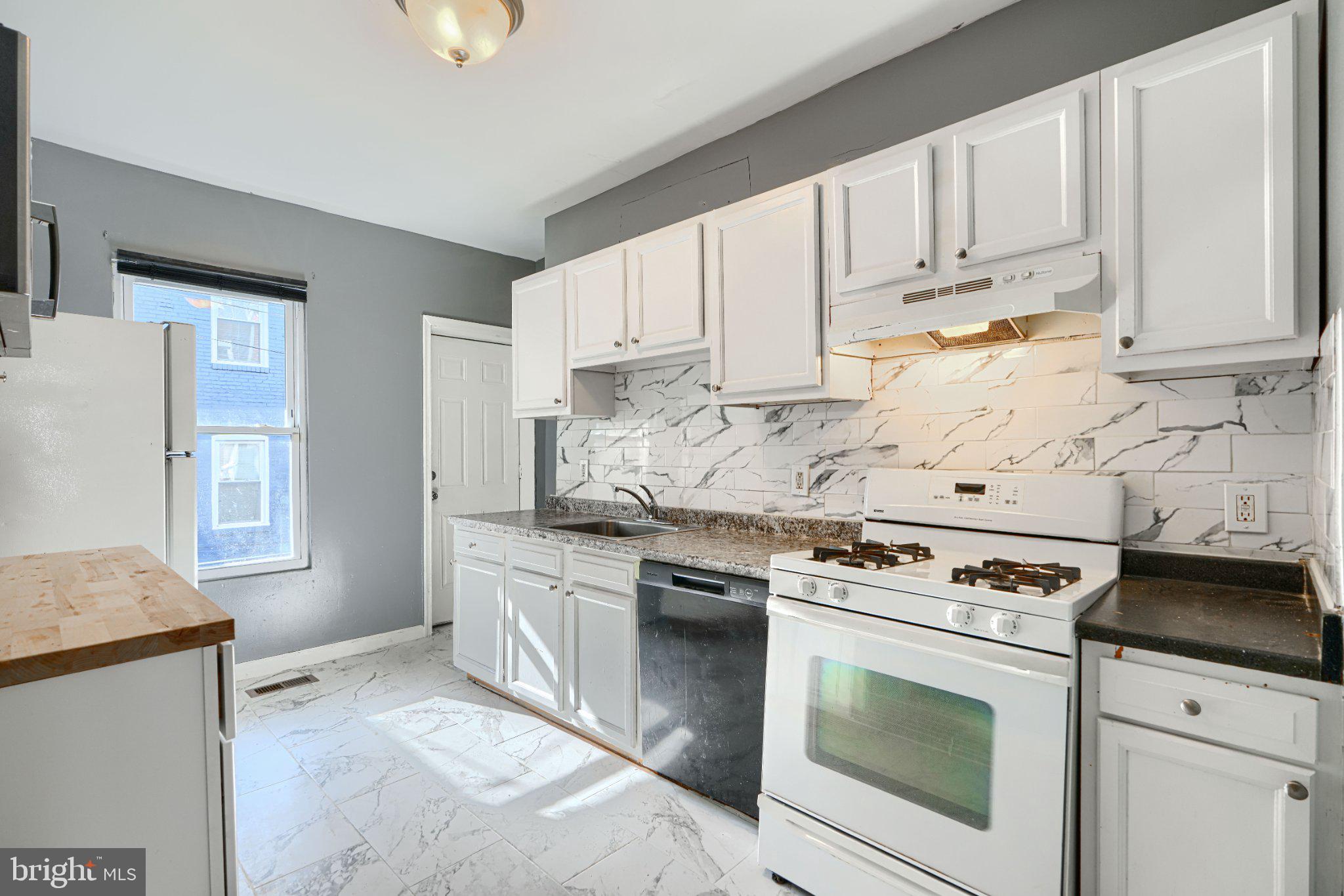 MADISON EASTEND - Residential