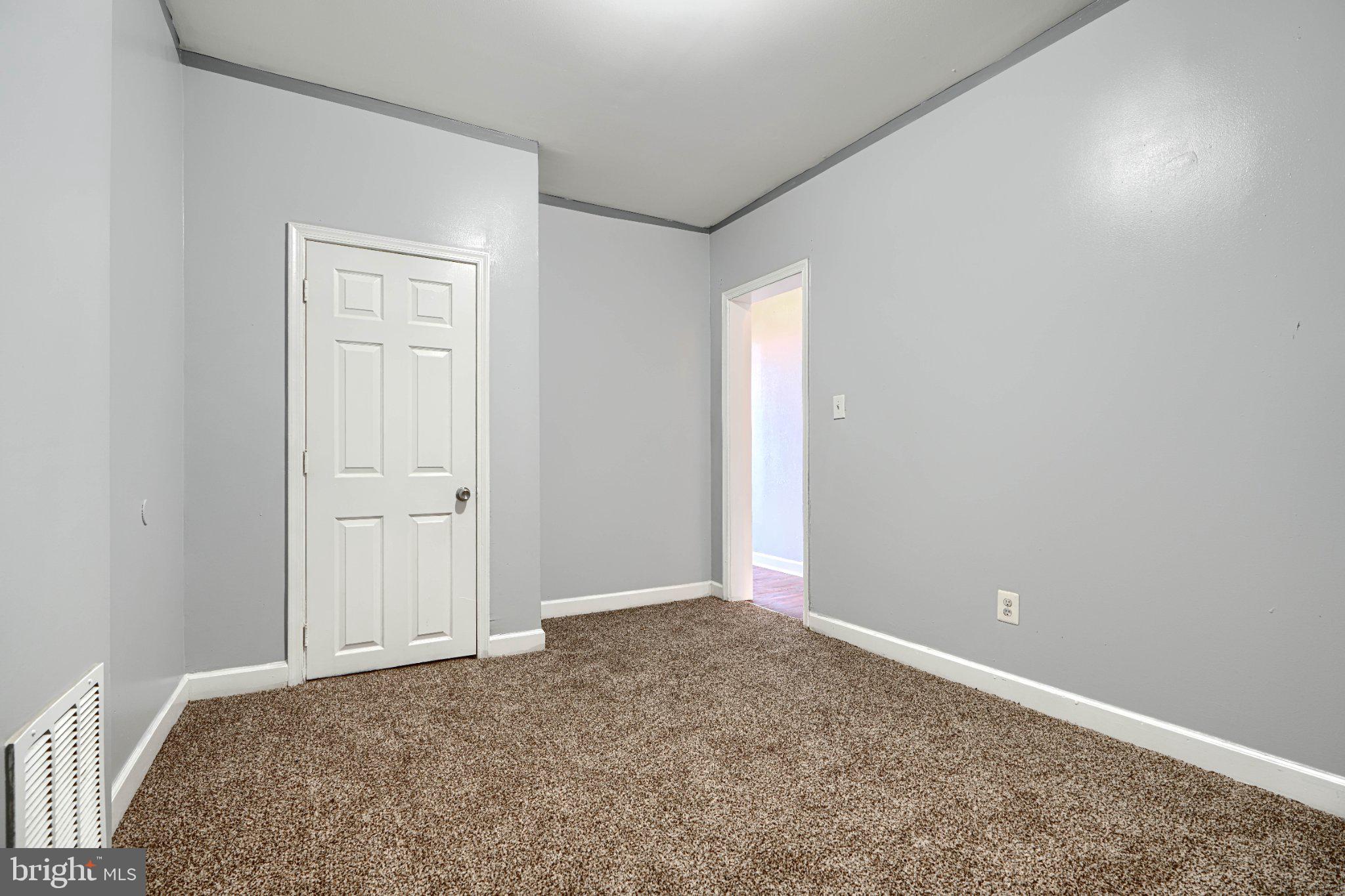 MADISON EASTEND - Residential