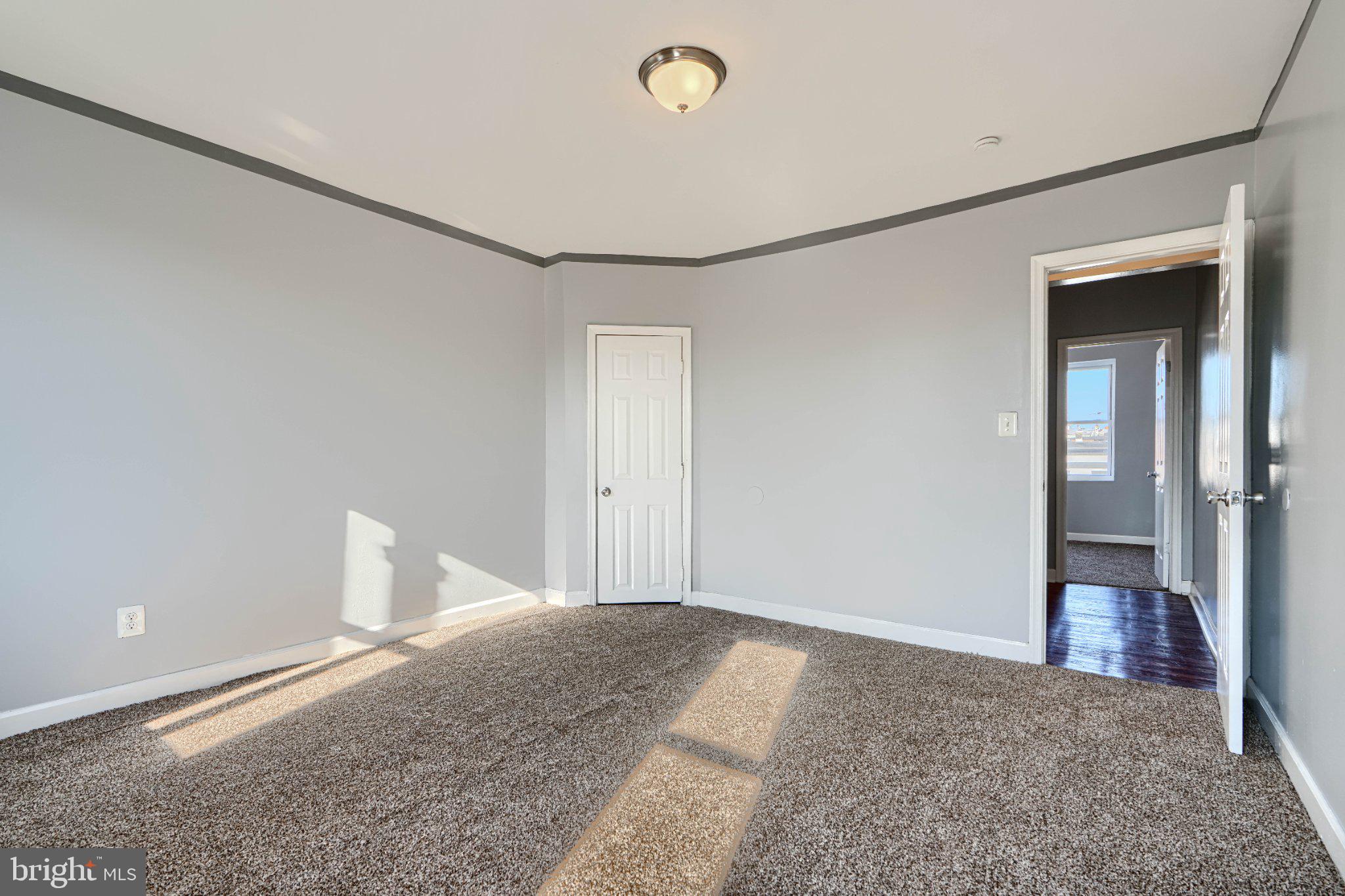 MADISON EASTEND - Residential