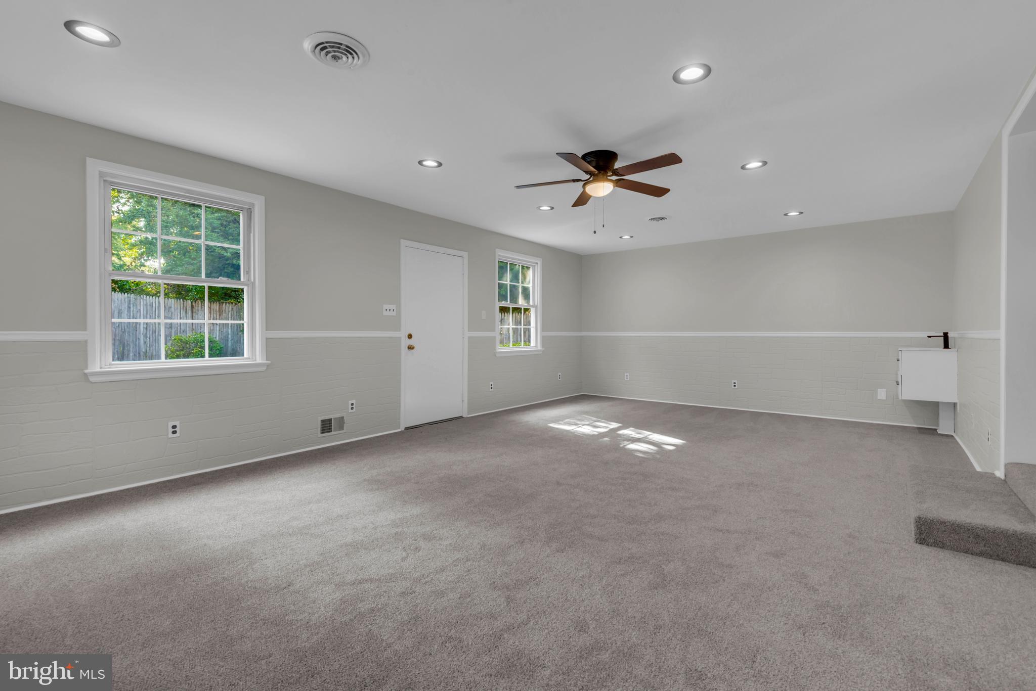 KERBY HILL - Residential