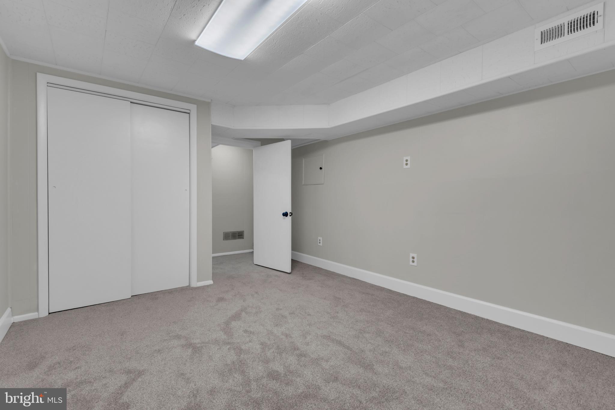 KERBY HILL - Residential