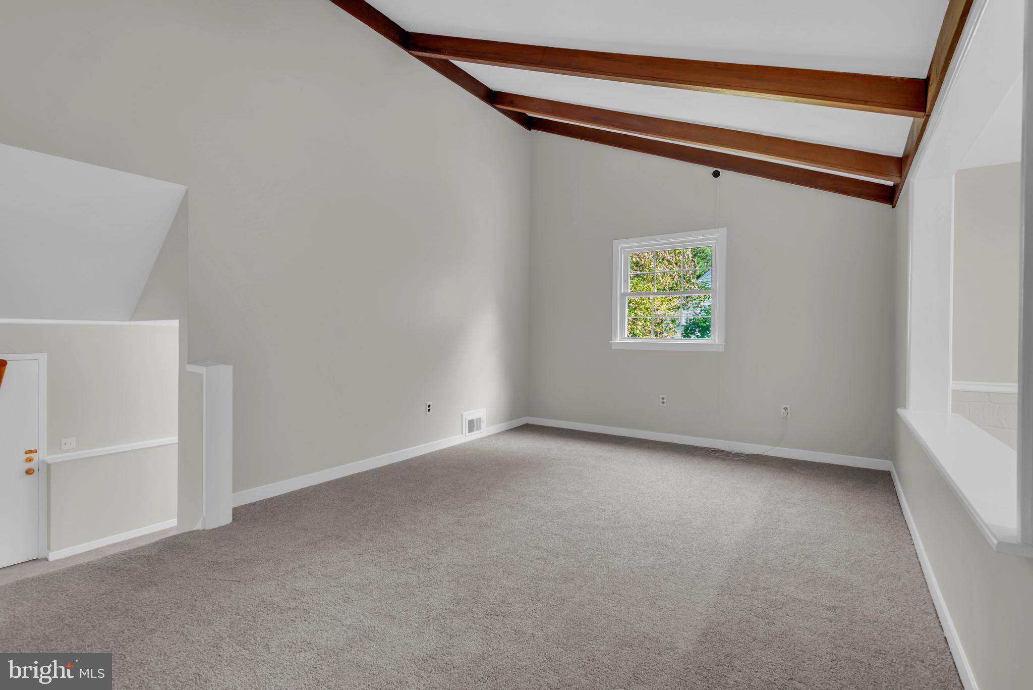 KERBY HILL - Residential