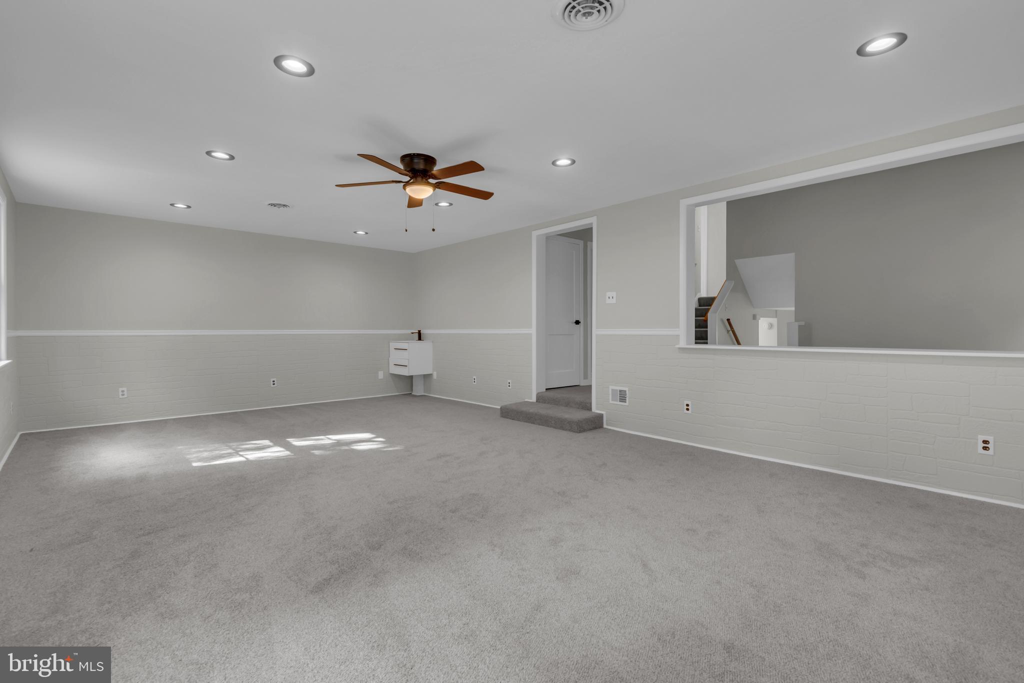KERBY HILL - Residential