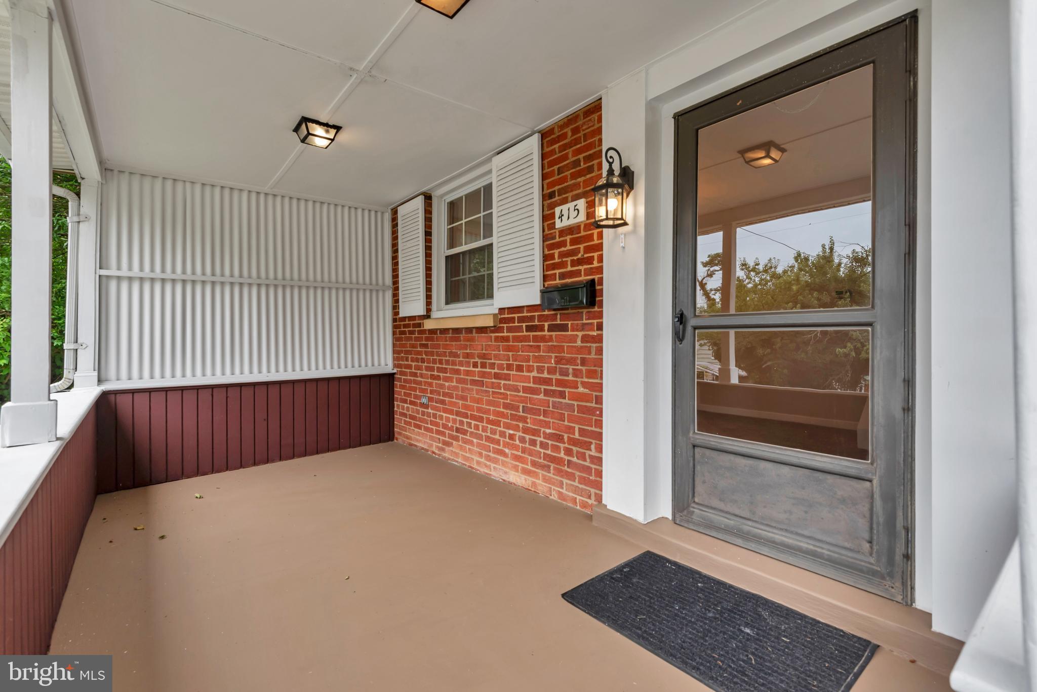 KERBY HILL - Residential