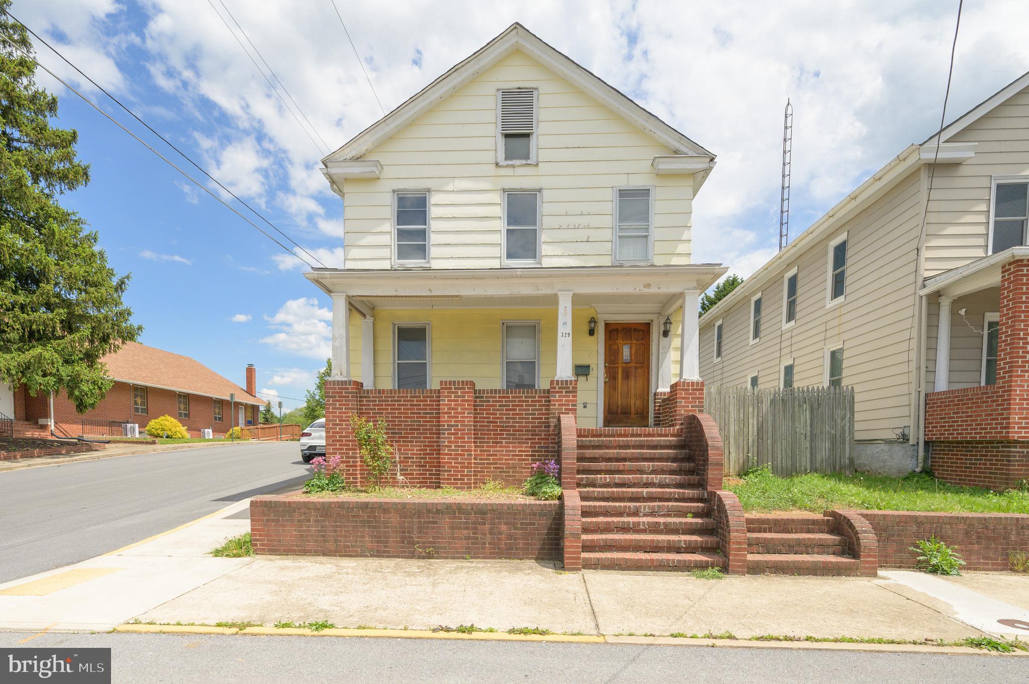 MARTINSBURG CITY - Residential