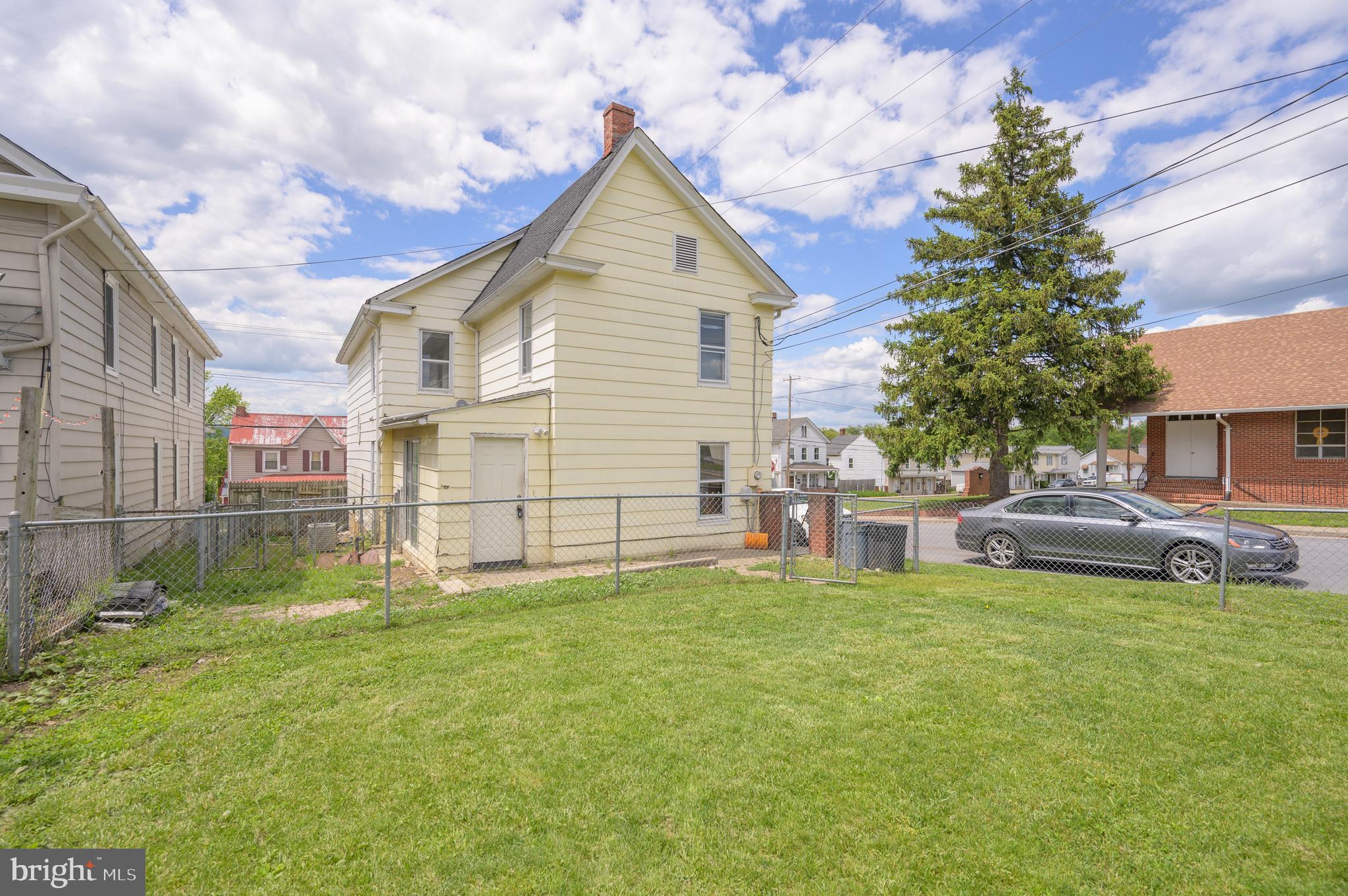 MARTINSBURG CITY - Residential
