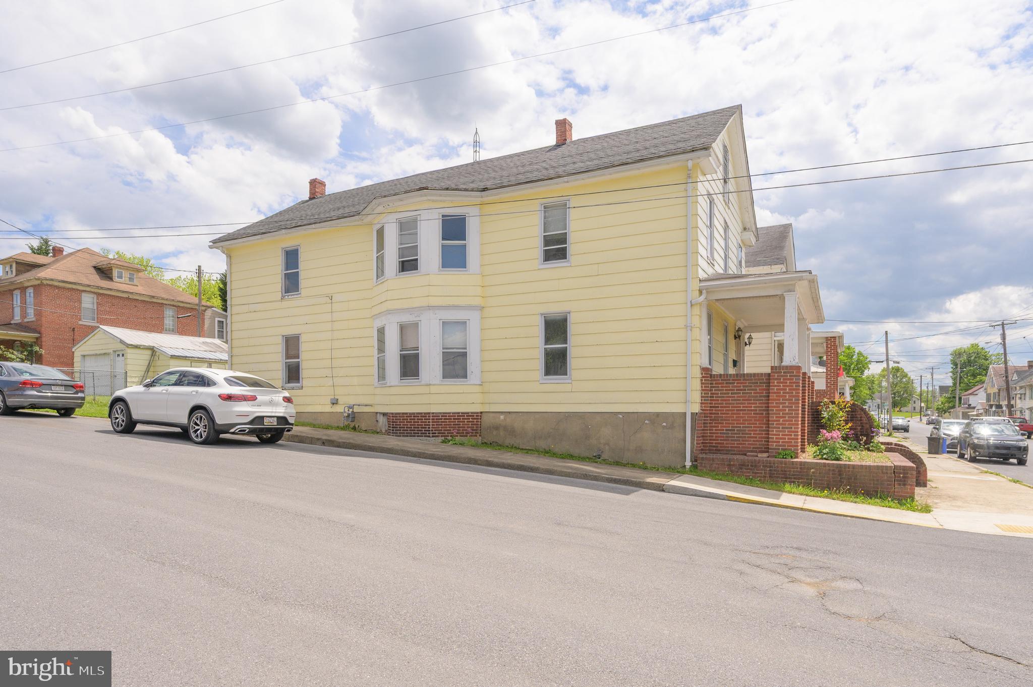 MARTINSBURG CITY - Residential
