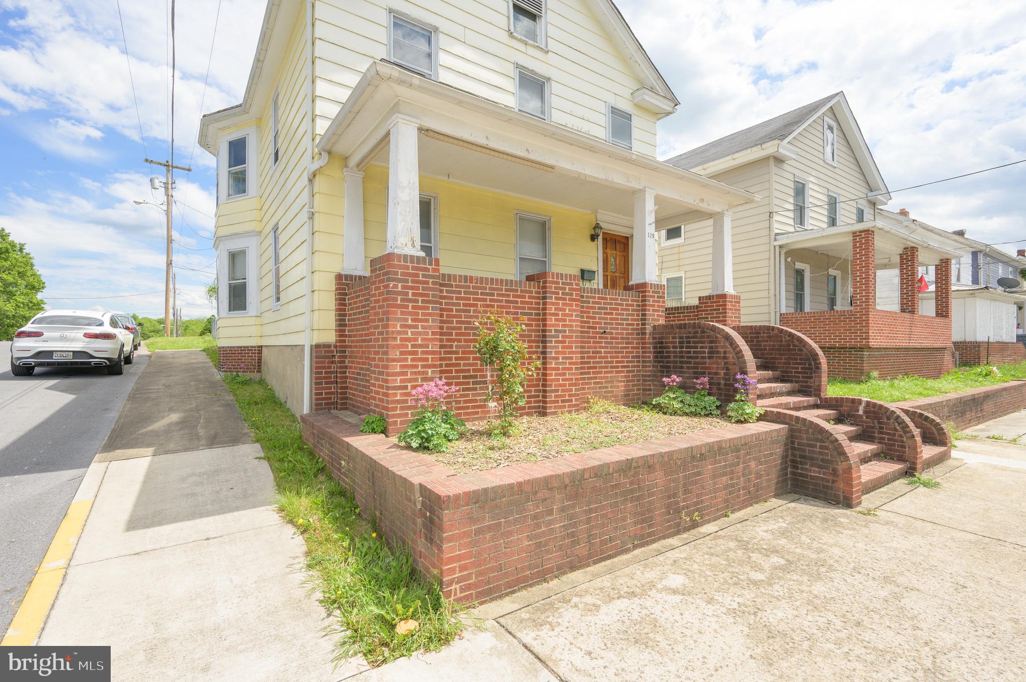 MARTINSBURG CITY - Residential