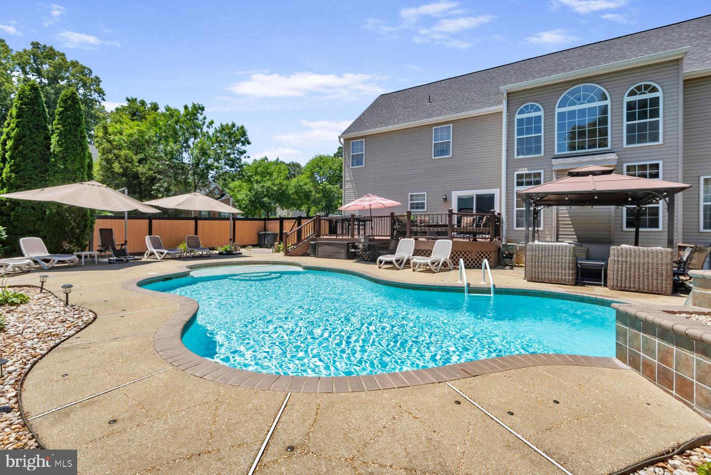 SEVERN PINES - Residential