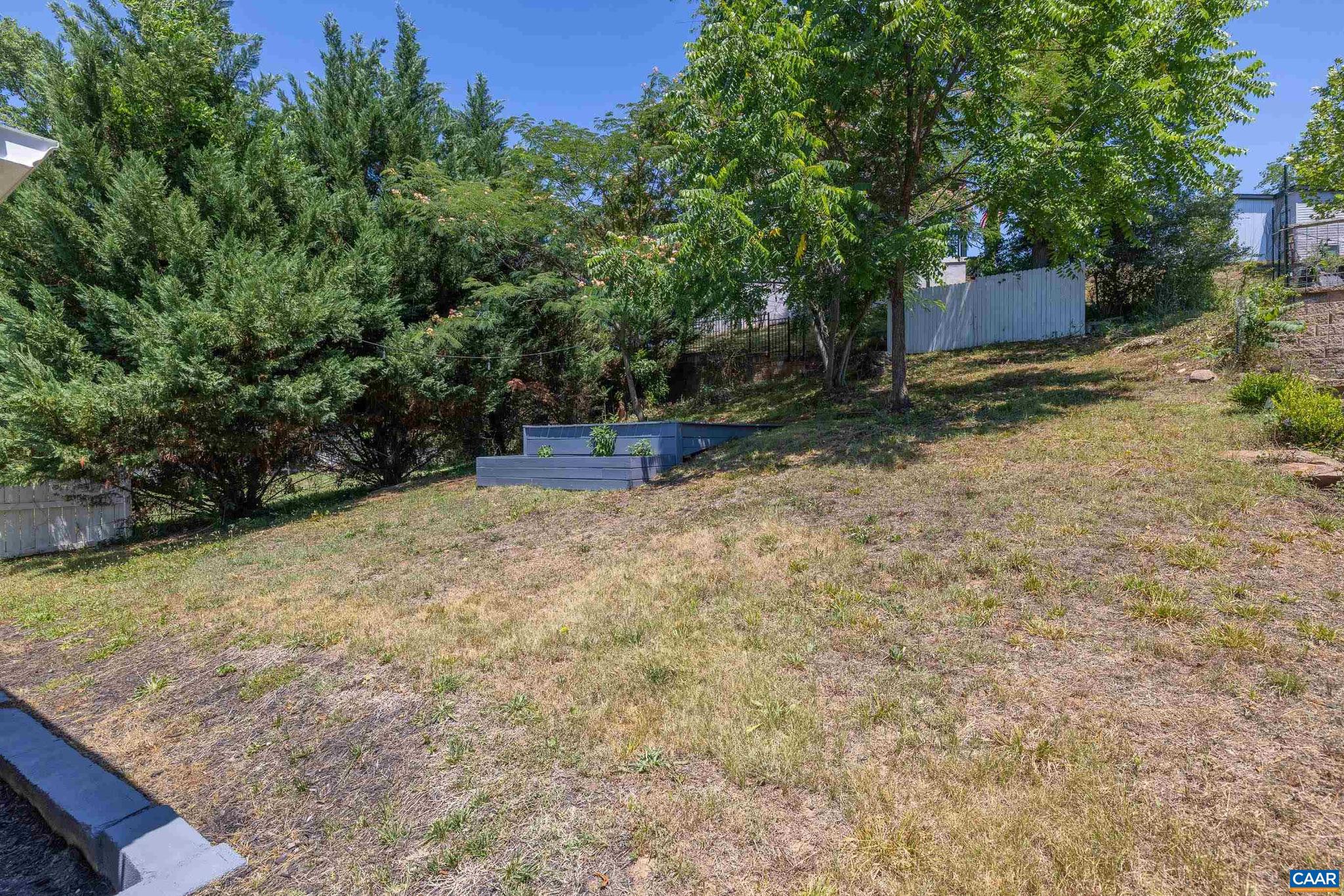 BELMONT - Residential