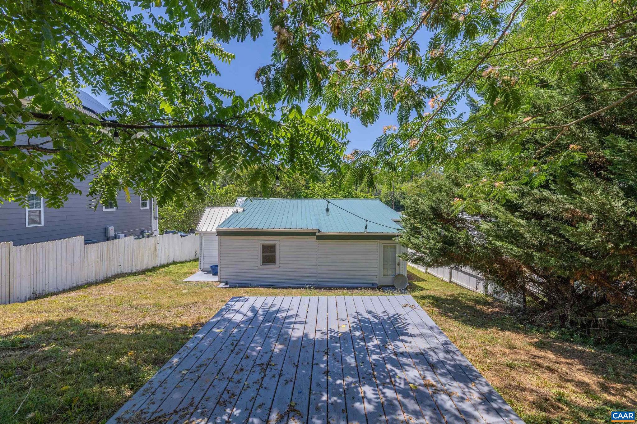 BELMONT - Residential