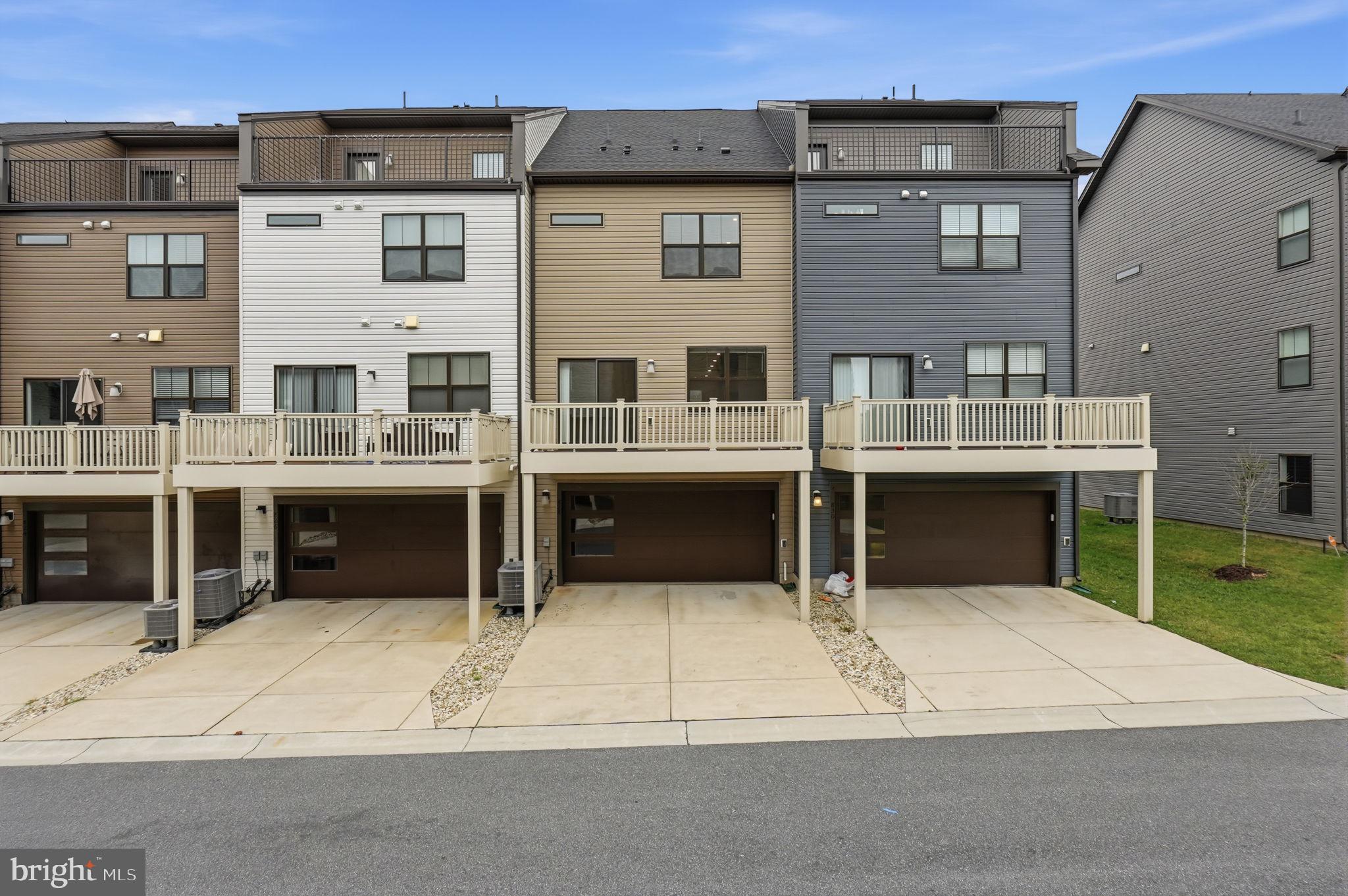 TANYARD SHORES - Residential