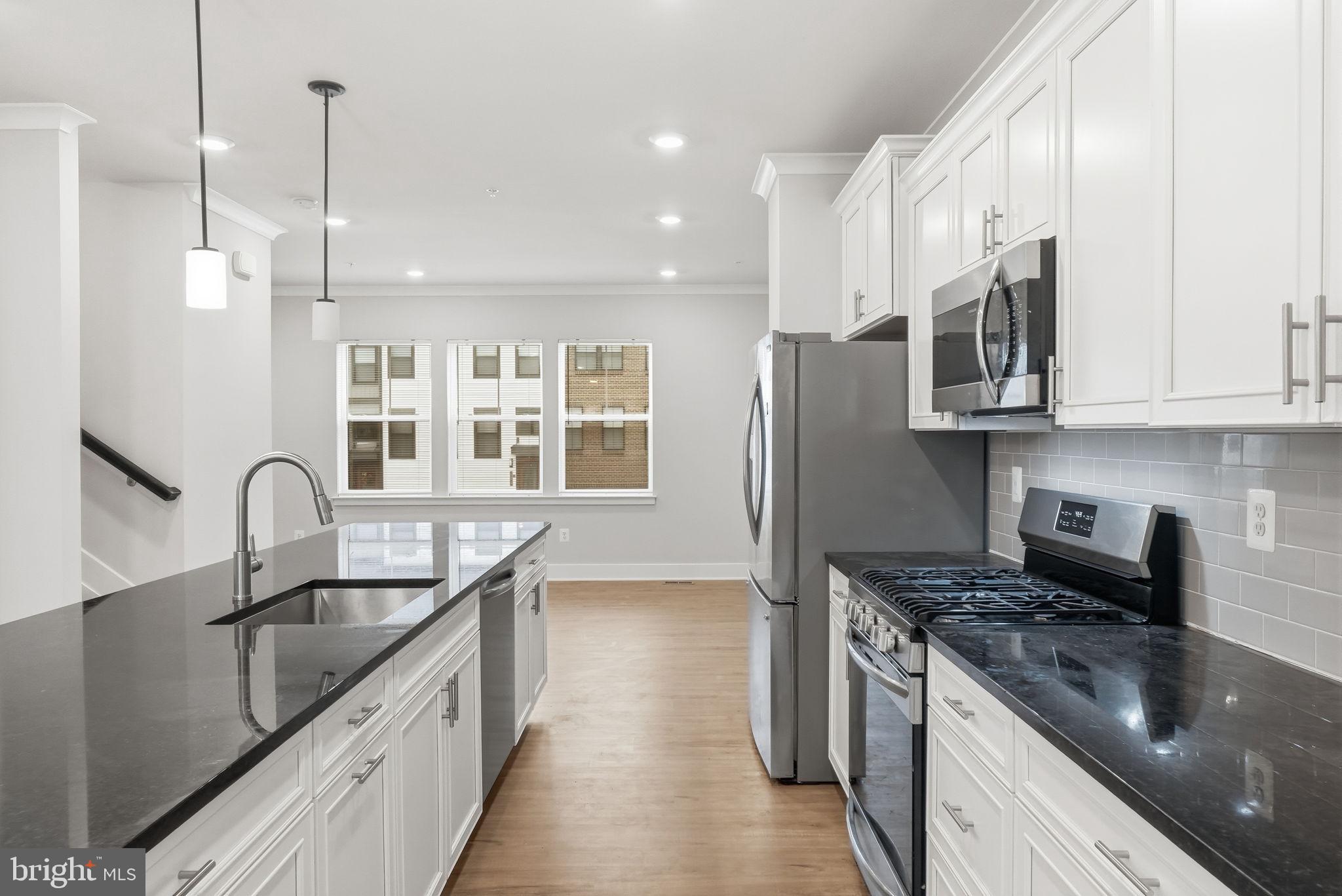 TANYARD SHORES - Residential