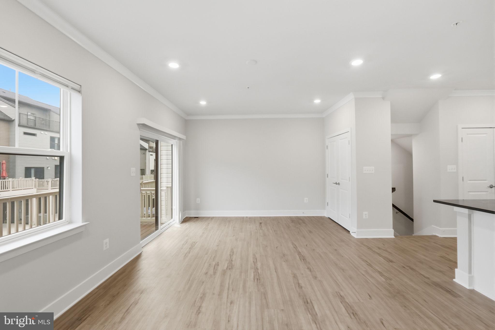 TANYARD SHORES - Residential