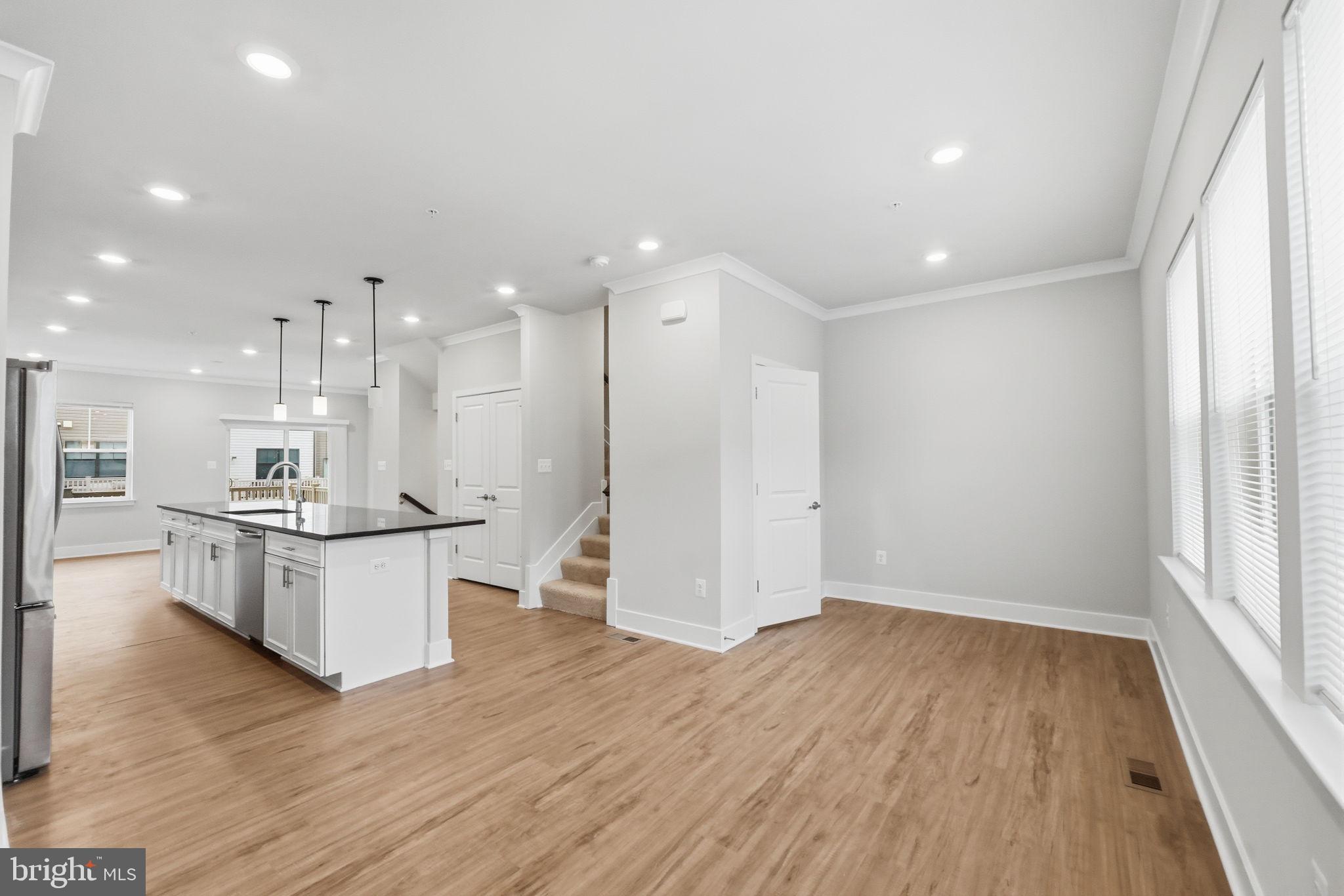 TANYARD SHORES - Residential