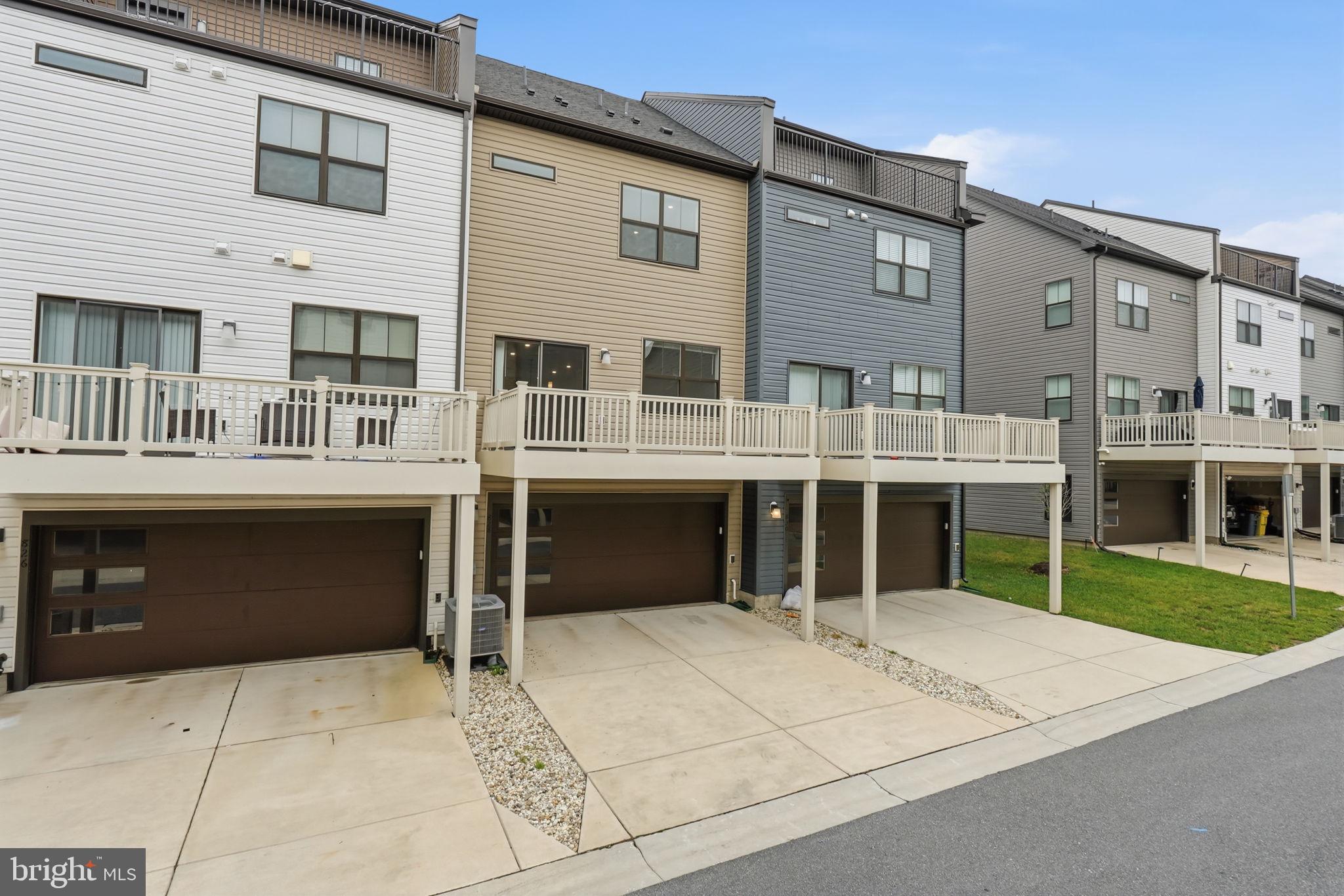 TANYARD SHORES - Residential