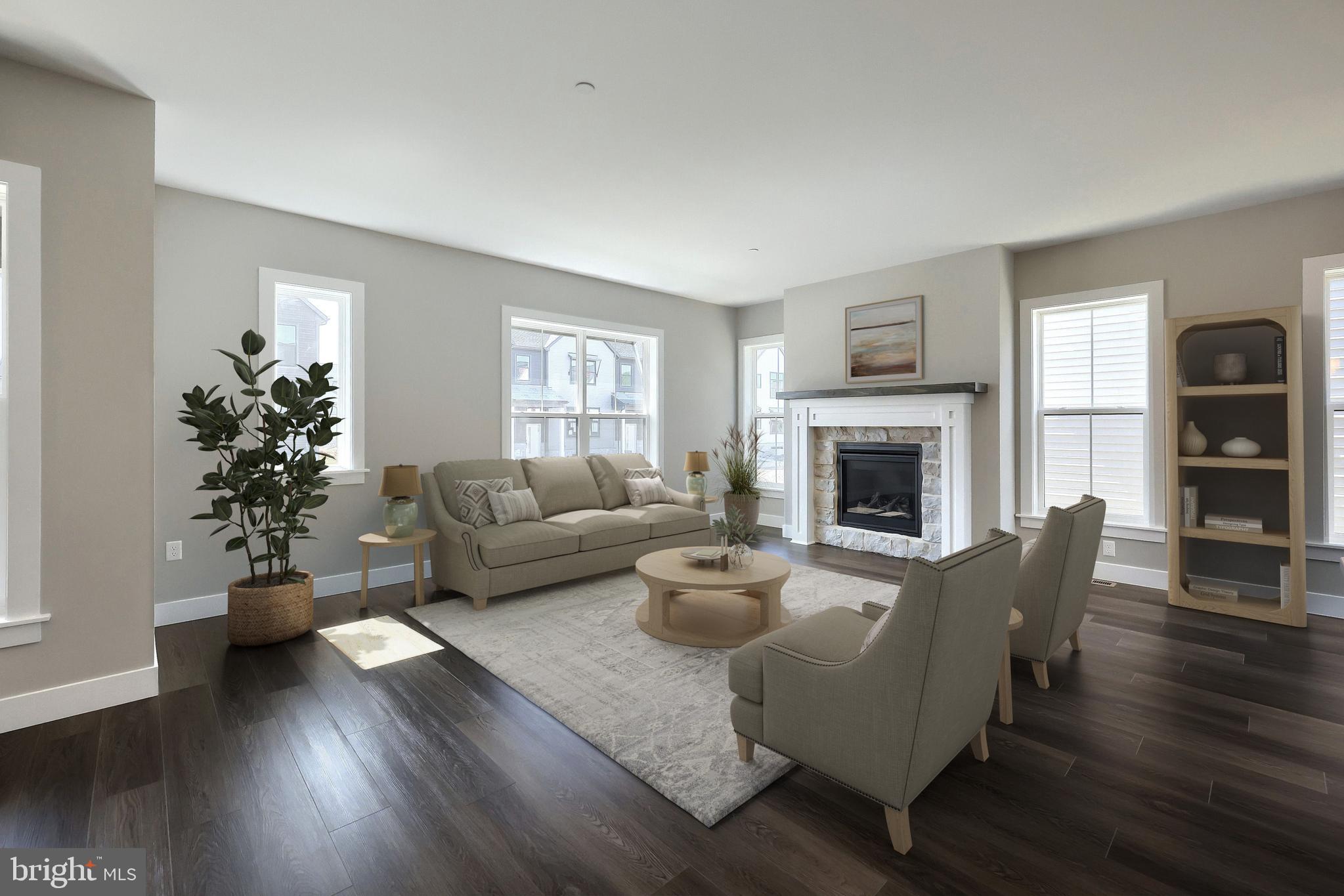 MADISON COURT - Residential