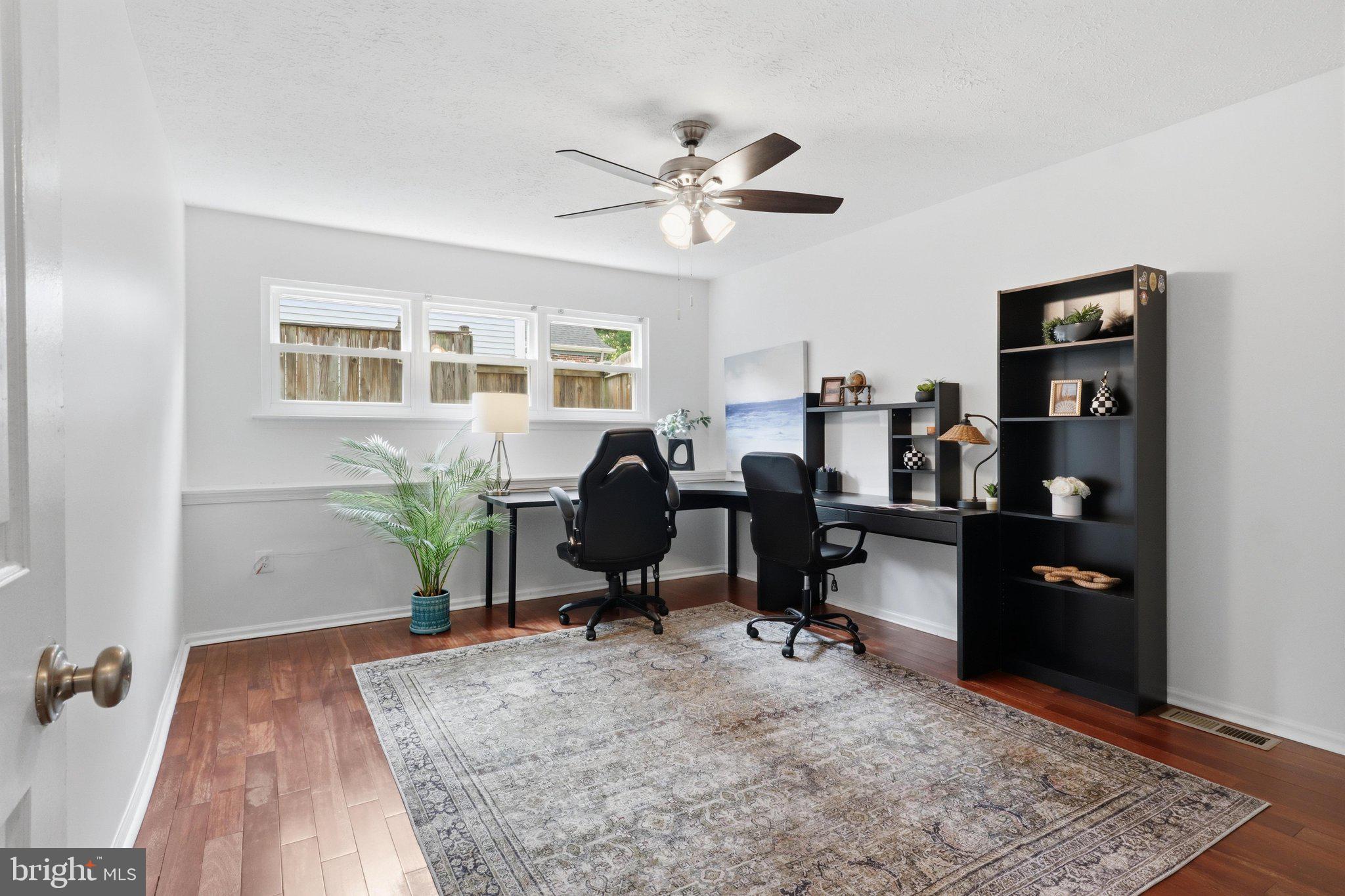LAKEWOOD HILLS - Residential