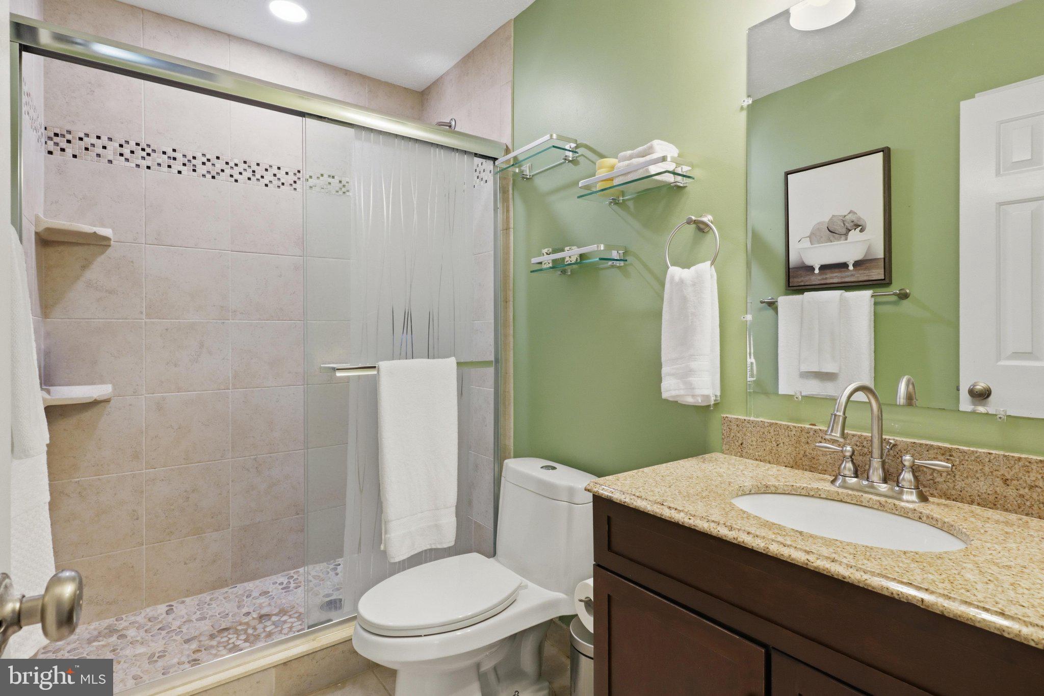 LAKEWOOD HILLS - Residential