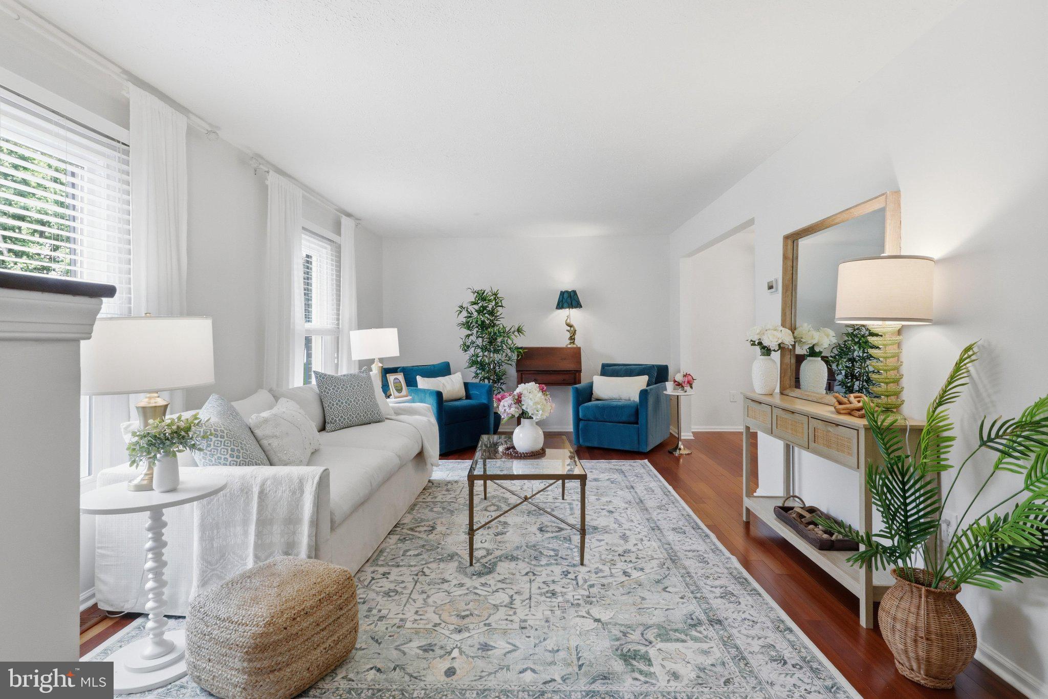 LAKEWOOD HILLS - Residential