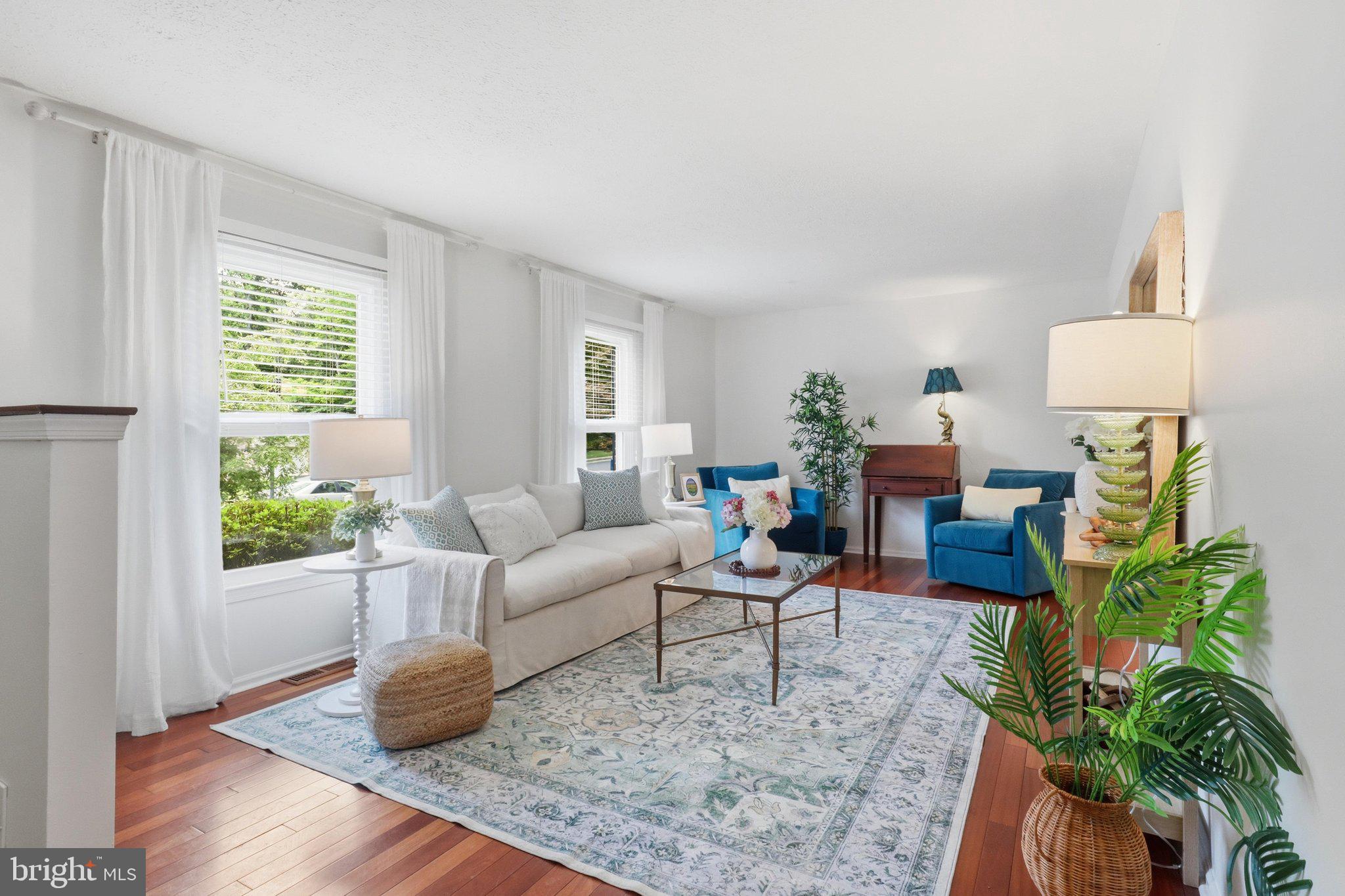 LAKEWOOD HILLS - Residential