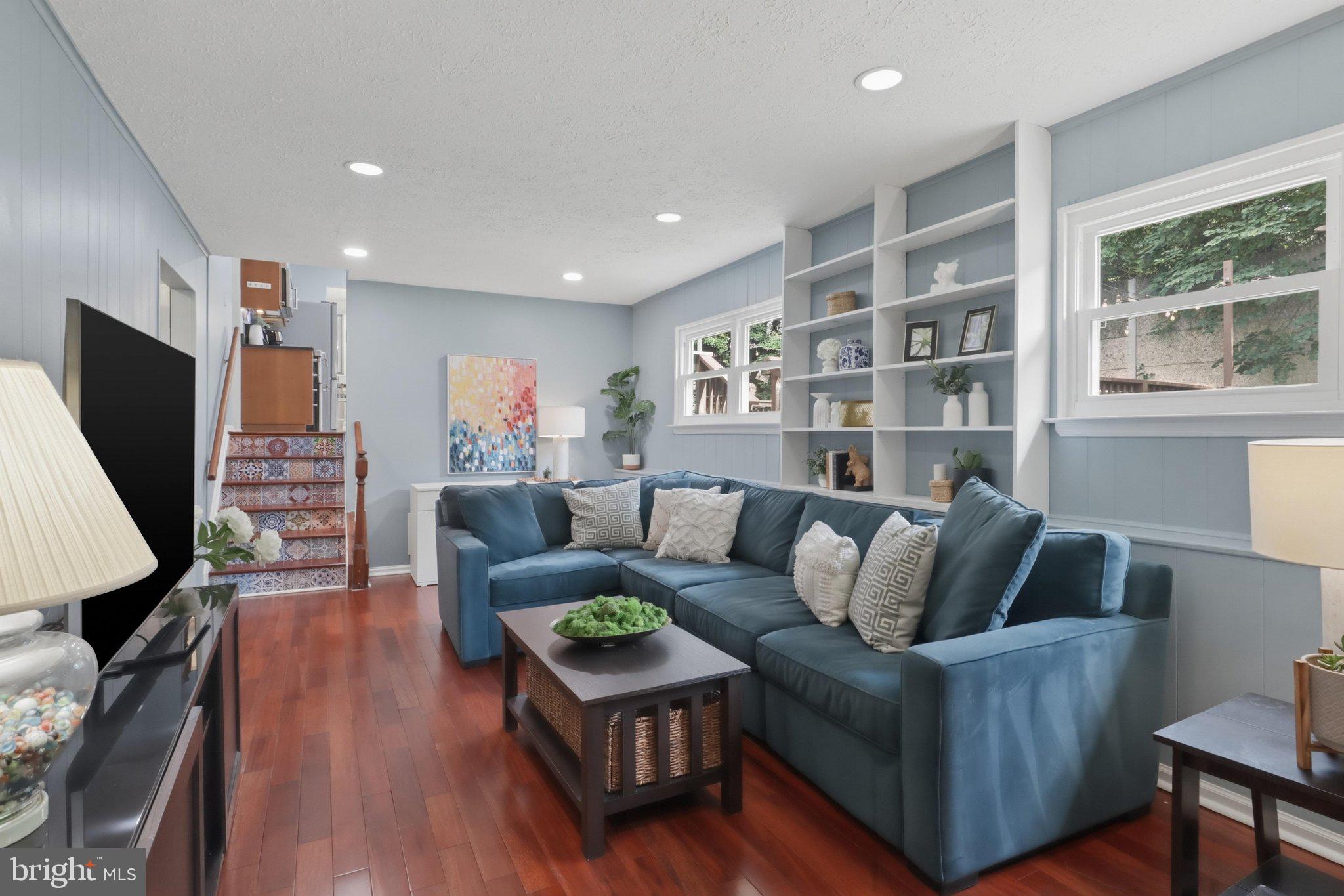 LAKEWOOD HILLS - Residential