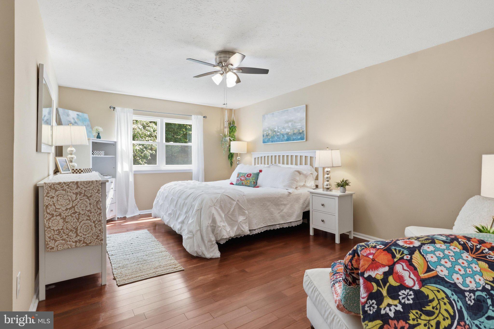 LAKEWOOD HILLS - Residential