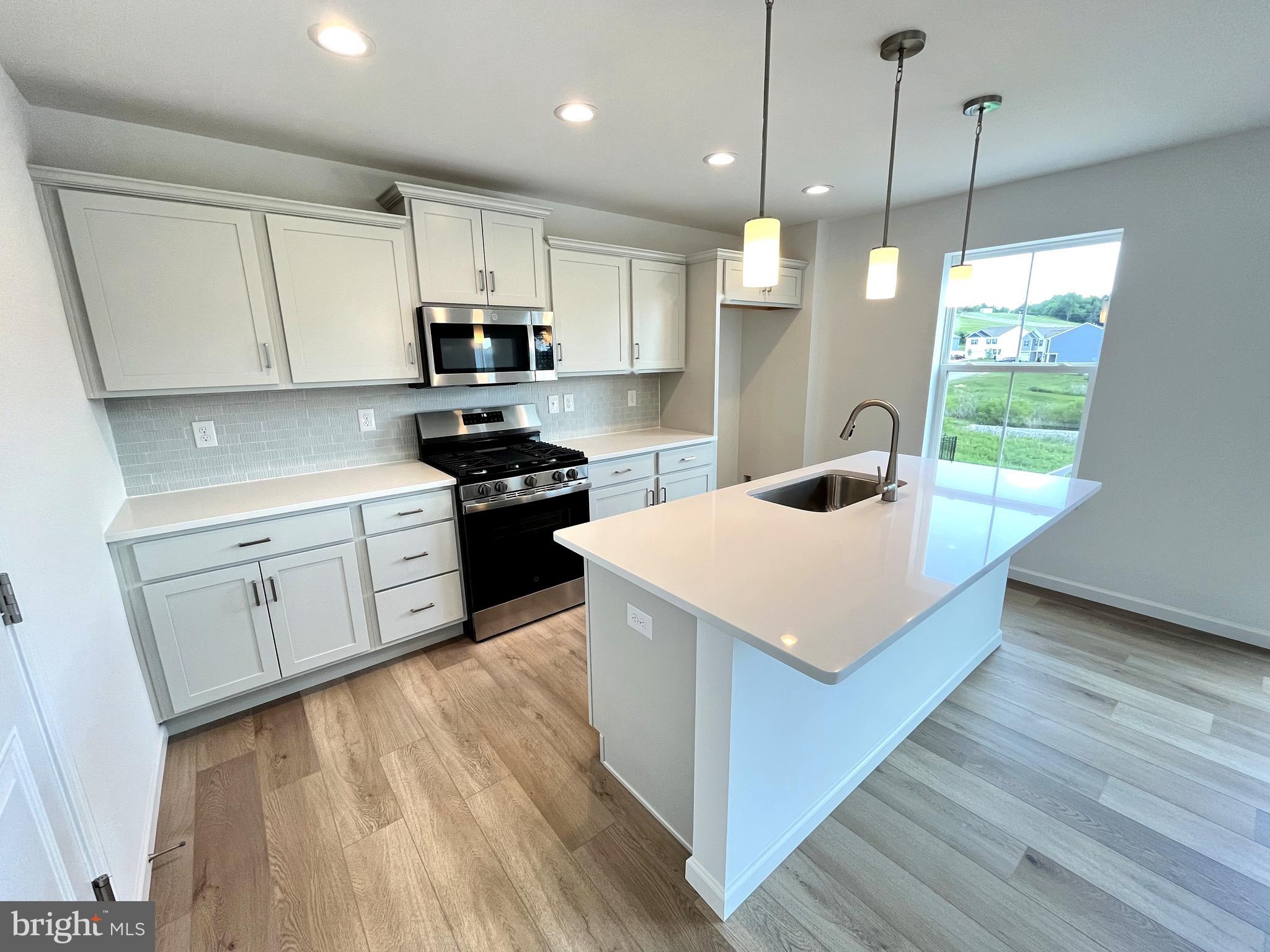 HILLS AT VALLEY VIEW - Residential