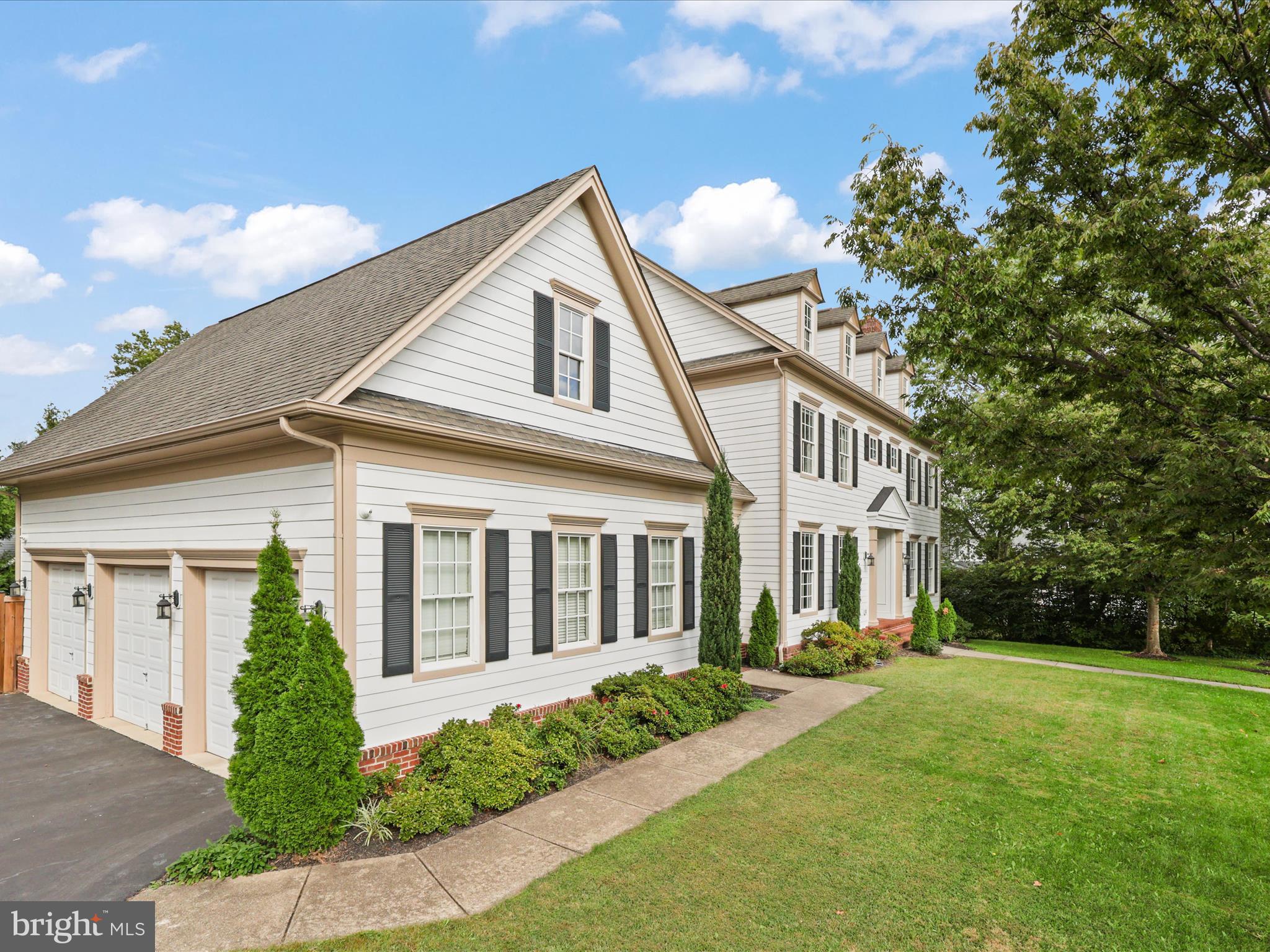 ELDENWOOD FRUIT - Residential