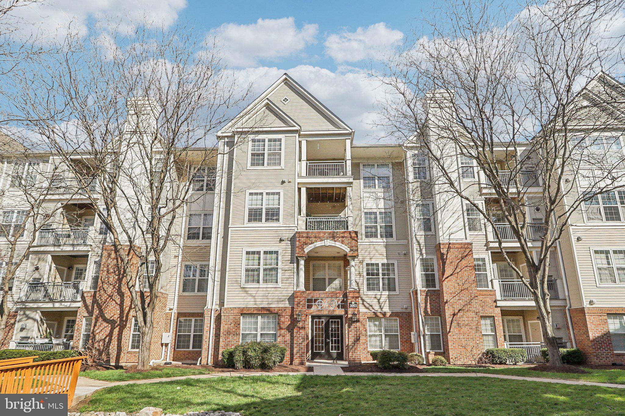 Welcome to this stunning corner unit condo, offering the perfect blend of comfort, convenience, and breathtaking views. This spacious 2-bedroom, 2-bathroom home features an open-concept living area that flows seamlessly onto your private balcony, where you can enjoy panoramic views of the surrounding neighborhood. Natural light pours in from the extra windows unique to this corner unit, giving the home a bright, airy feel throughout.

The well-appointed kitchen is perfect for both cooking and entertaining, with ample counter space and traditional white appliances. The primary suite boasts its own private bath, creating a relaxing retreat, while the second bedroom offers flexibility for guests, a home office, or whatever fits your lifestyle.

Located in a desirable community, you'll have access to fantastic amenities including a sparkling pool, a fully equipped fitness center, and well-maintained common areas. Plus, with 2 designated parking spots, you'll never have to worry about parking again.

Don't miss the chance to own this incredible condo in a prime location – a true gem that offers both comfort and style. Schedule your tour today!