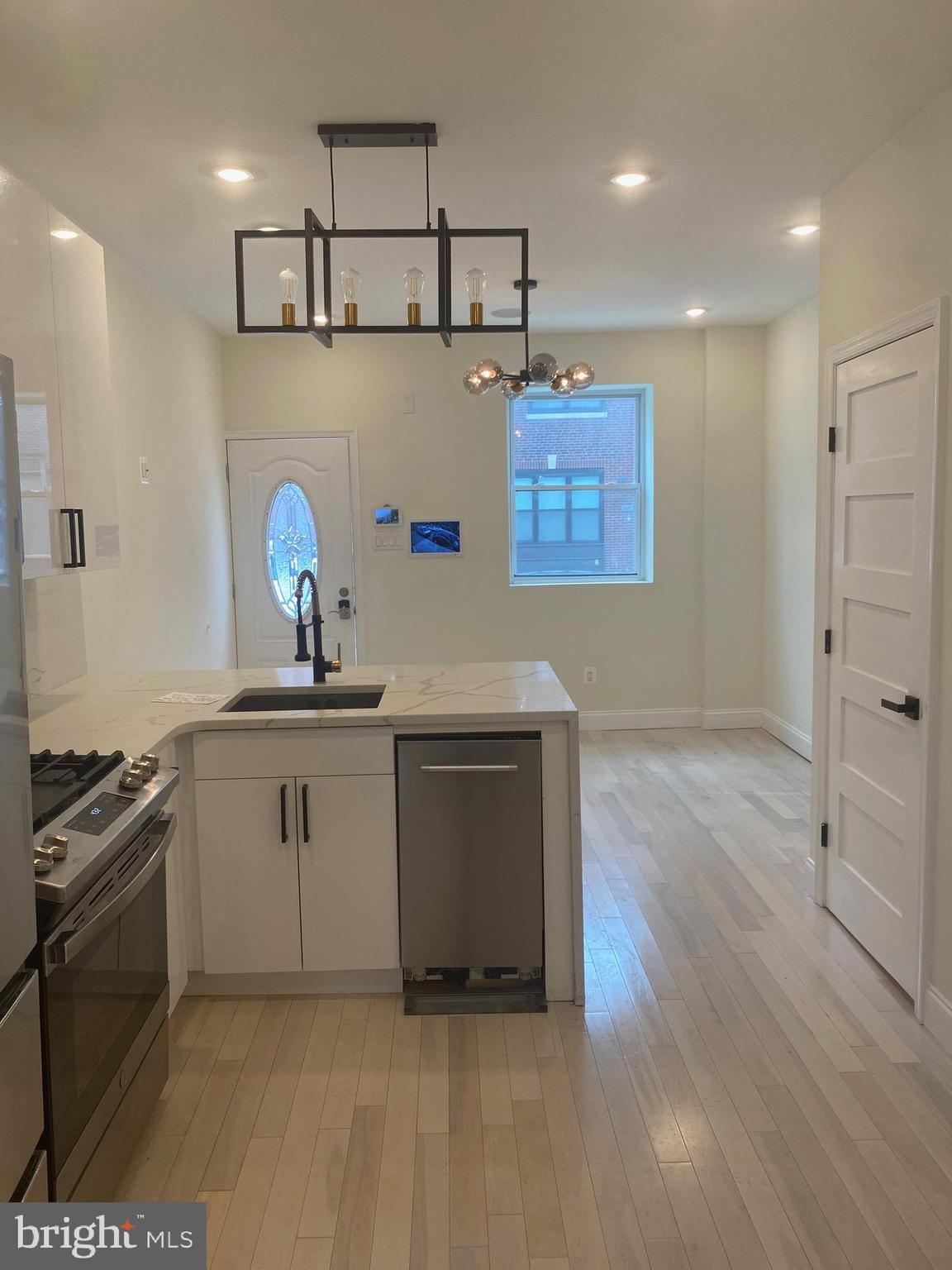 GERMANTOWN - Residential Lease