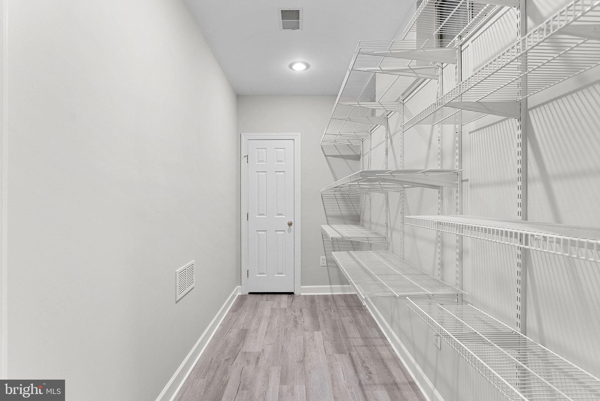 BROOKSIDE - Residential