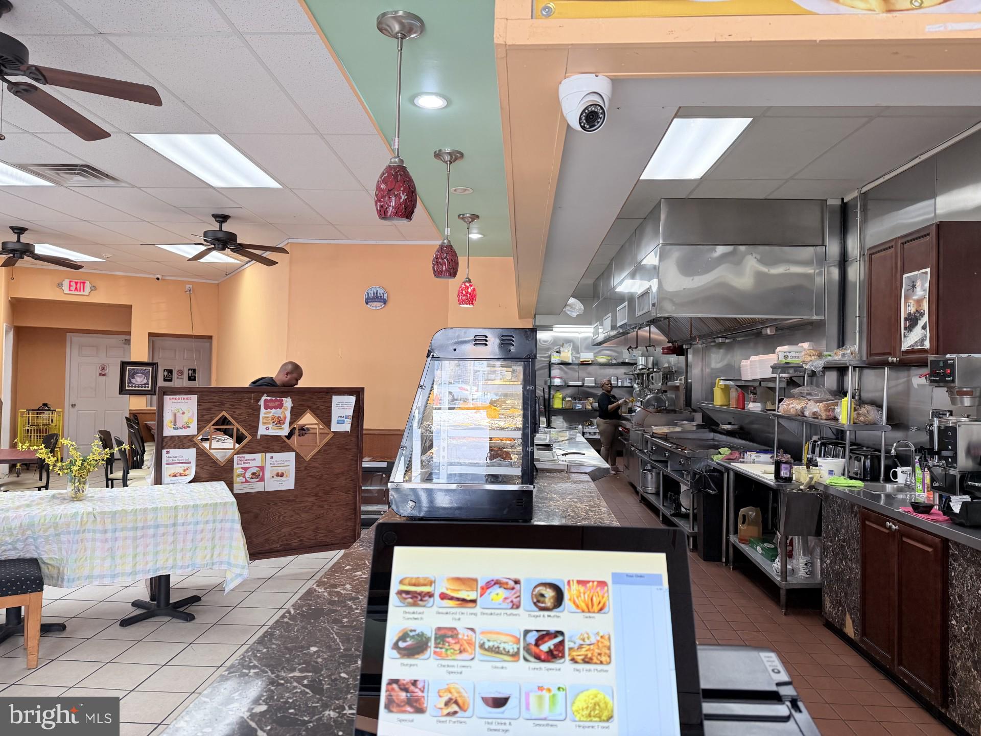 PHILADELPHIA (NORTH) - Commercial Sale