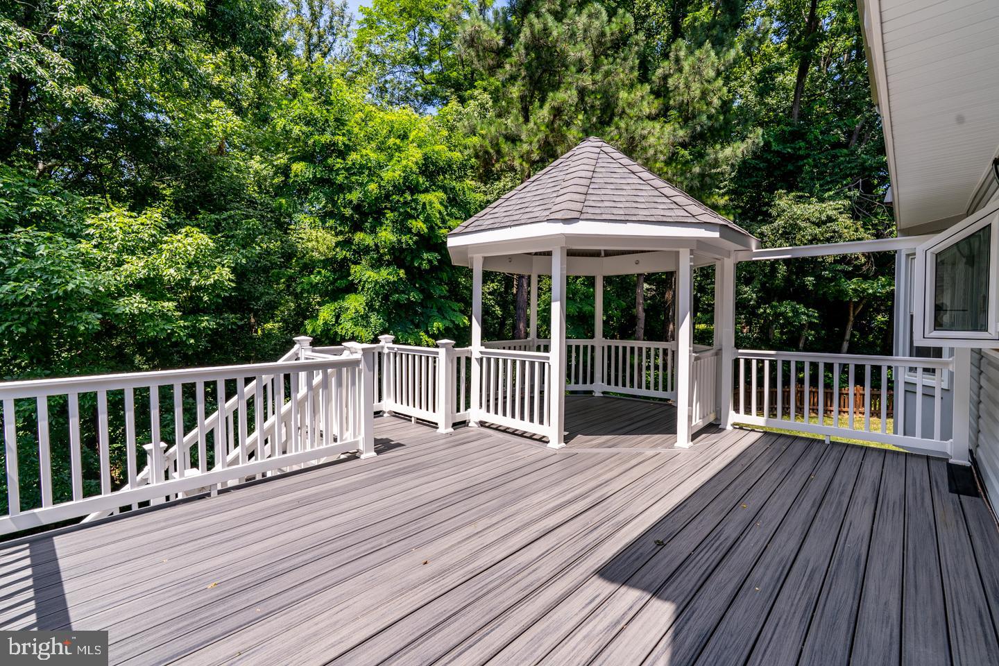 BLOOMS CROSSING - Residential