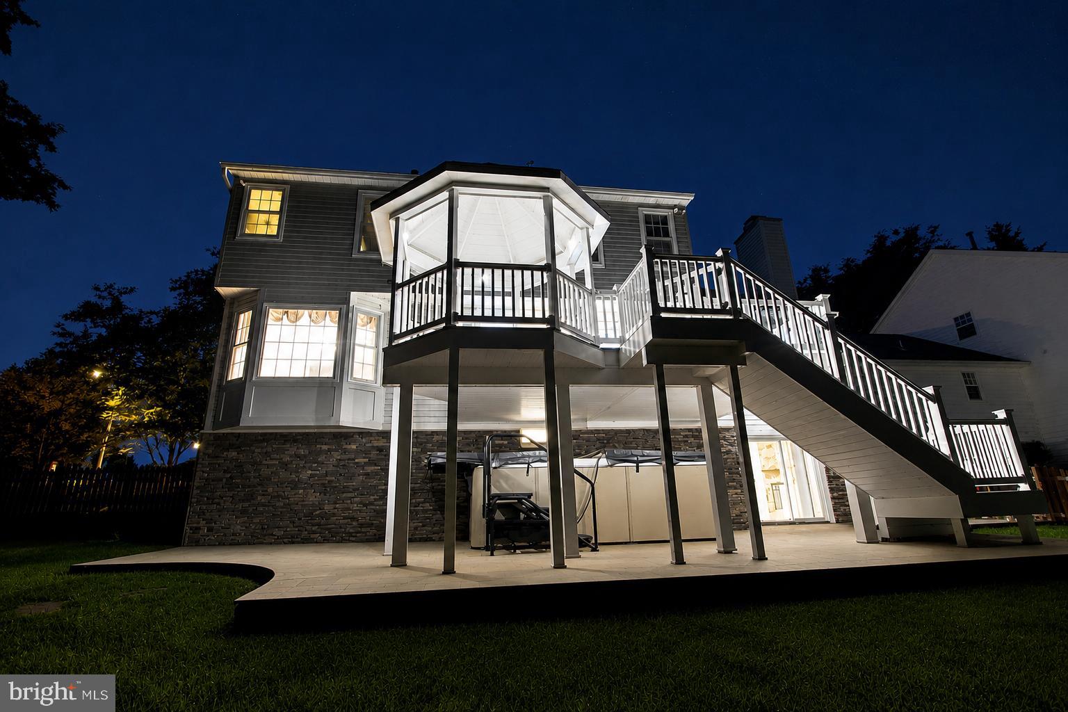 BLOOMS CROSSING - Residential